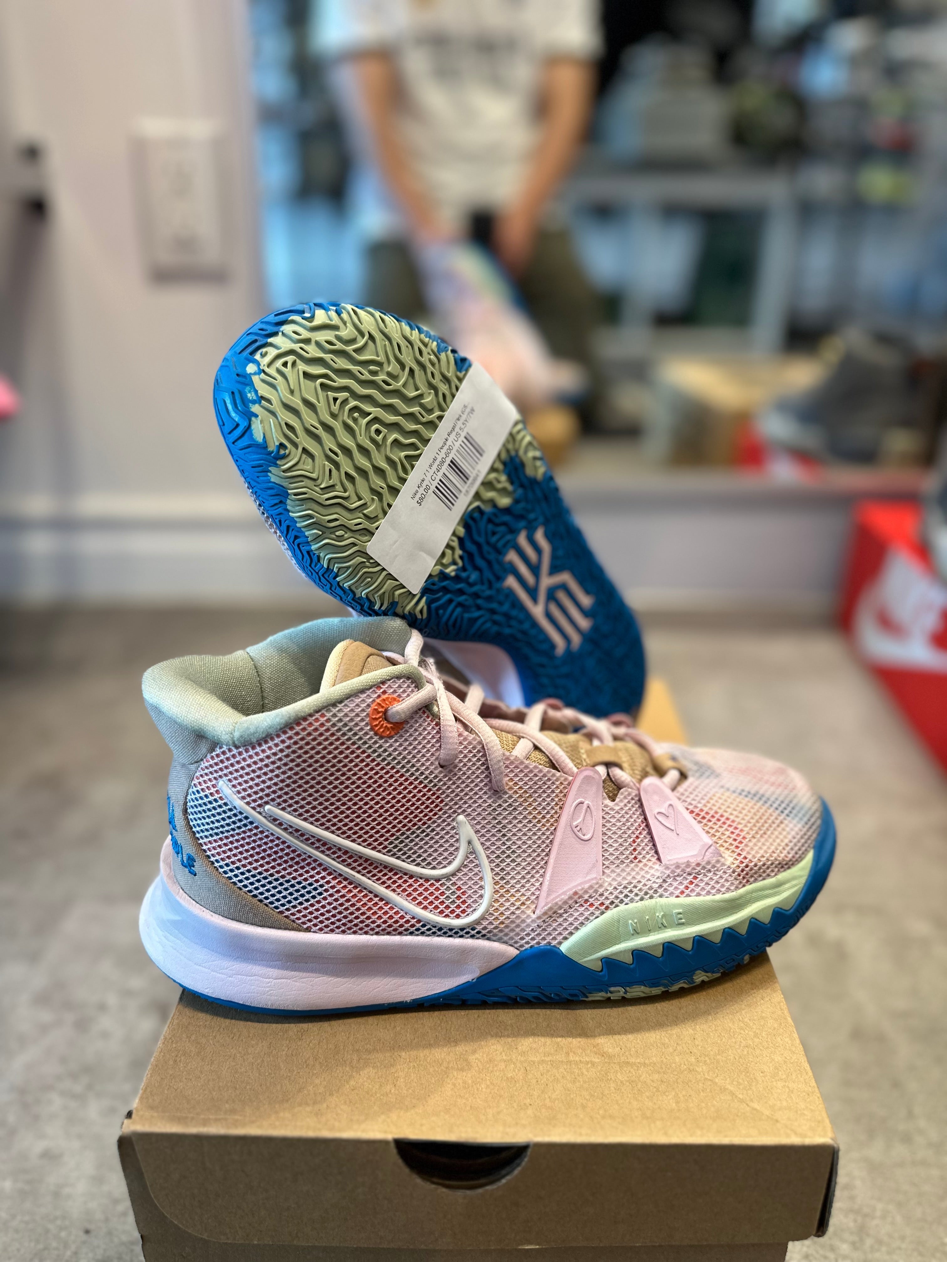 Nike Kyrie 7 1 World 1 People Regal Pink (GS) (Preowned)