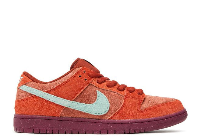 Nike SB Dunk Low Mystic Red Rosewood