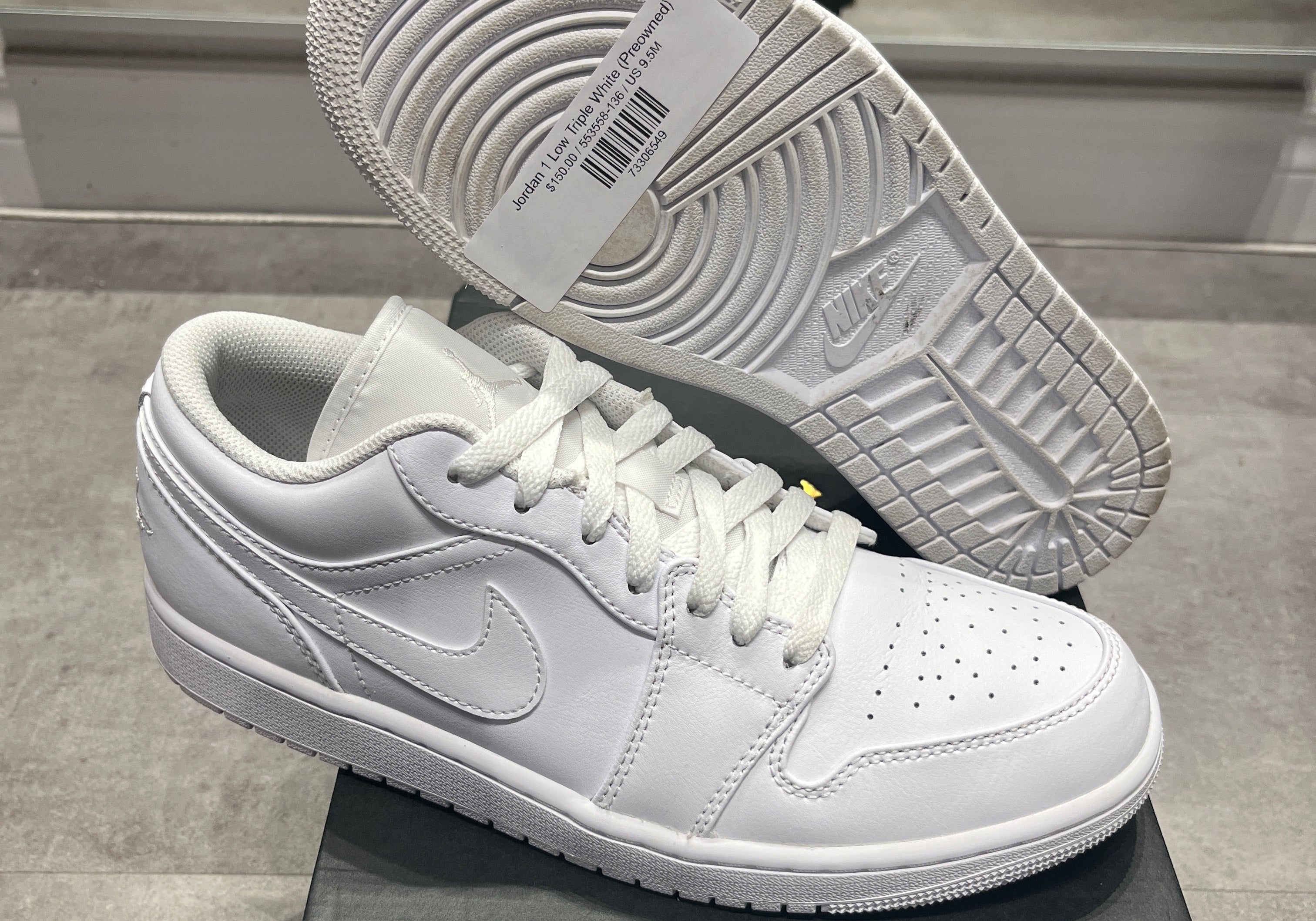 Jordan 1 Low Triple White (Preowned)