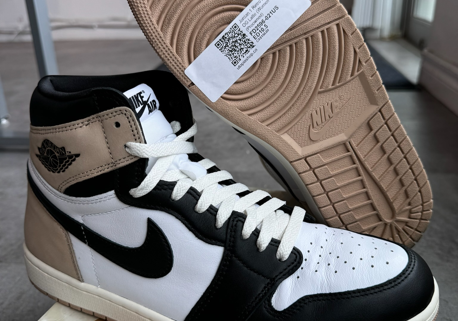 Jordan 1 Retro High OG Latte (Women's) (Preowned)