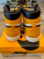 Jordan 1 Retro High Taxi (Preowned Size 10.5)