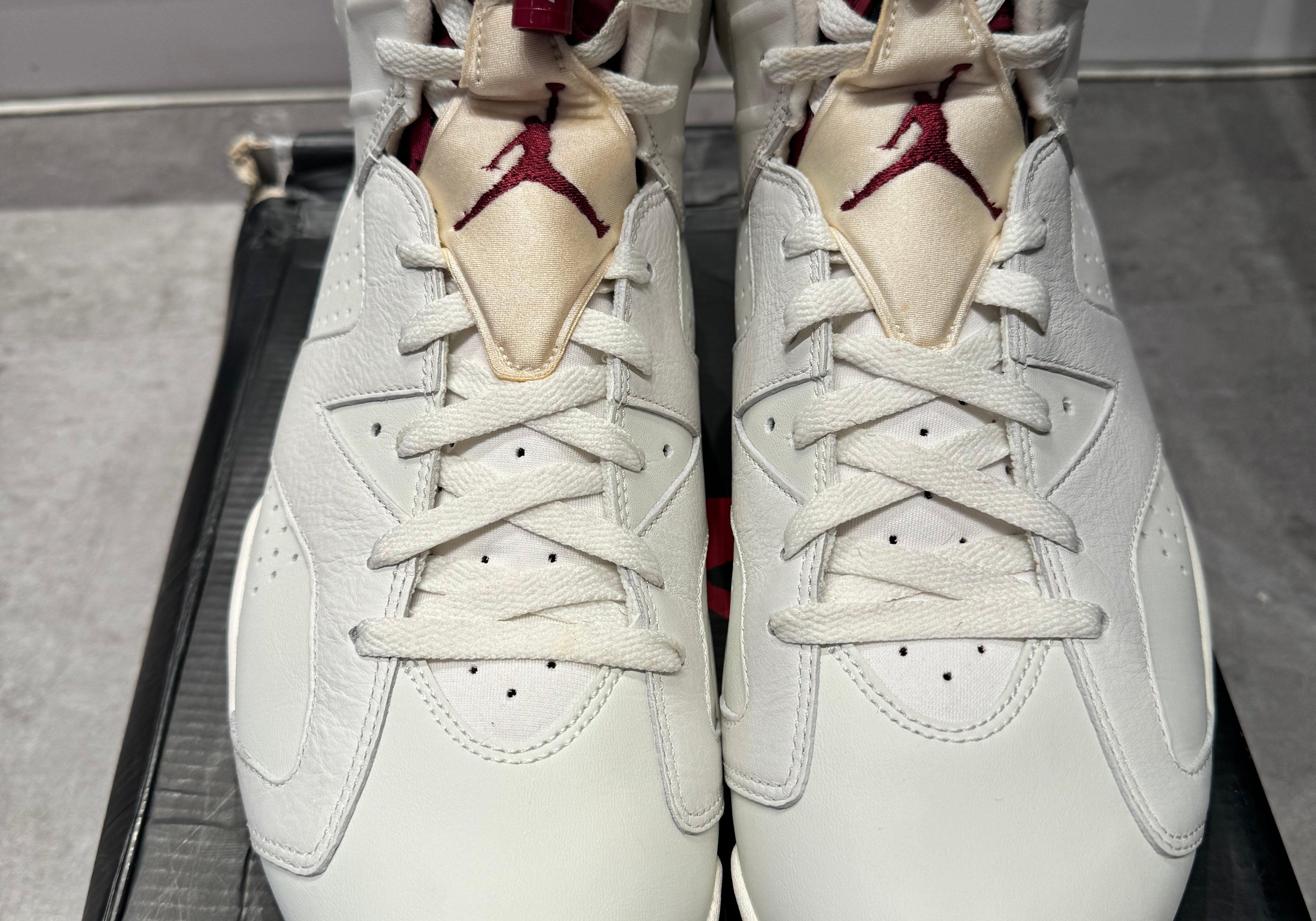 Jordan 6 Retro Maroon (2015) (Preowned)