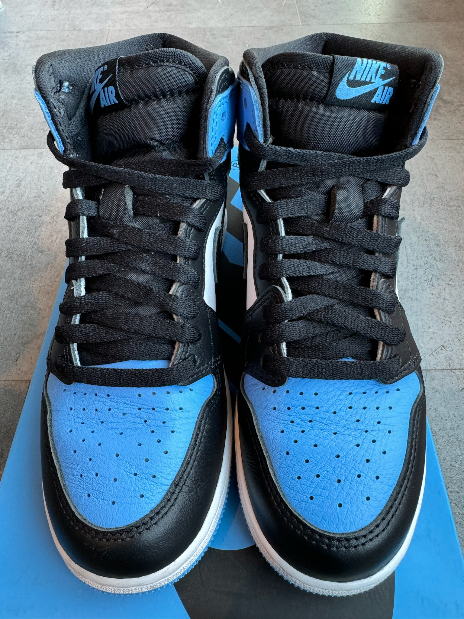 Jordan 1 Retro High UNC Toe (GS) (Preowned Size 5y)