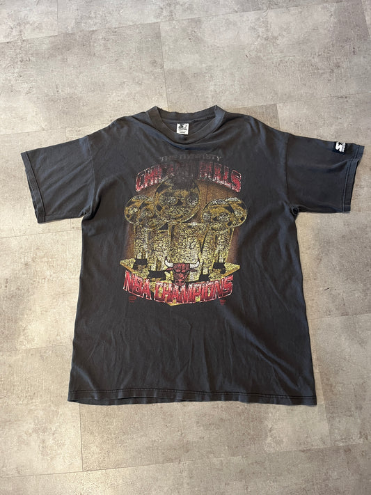Vintage Faded Black 1994 Chicago Bulls The Dynasty NBA Champions T-Shirt