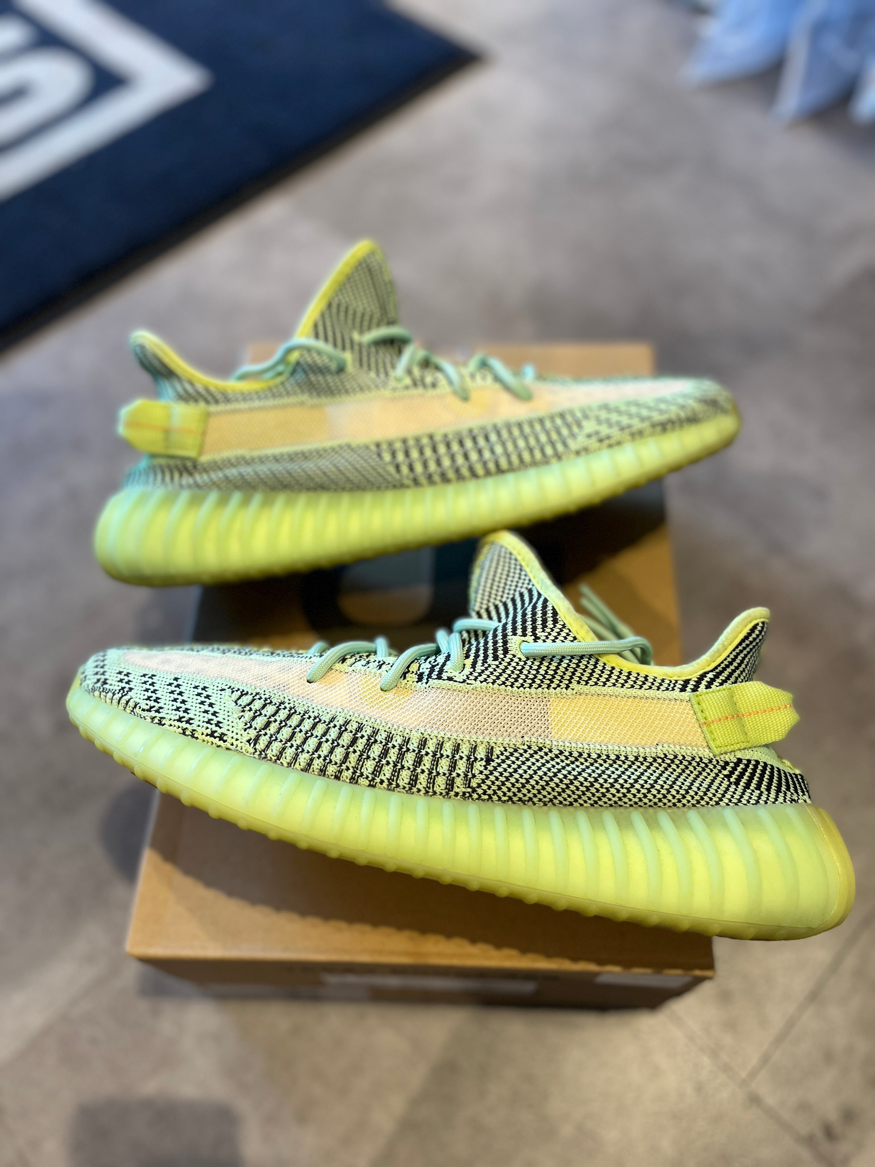 Adidas Yeezy Boost 350 V2 Yeezreel (Preowned) – Utopia Shop