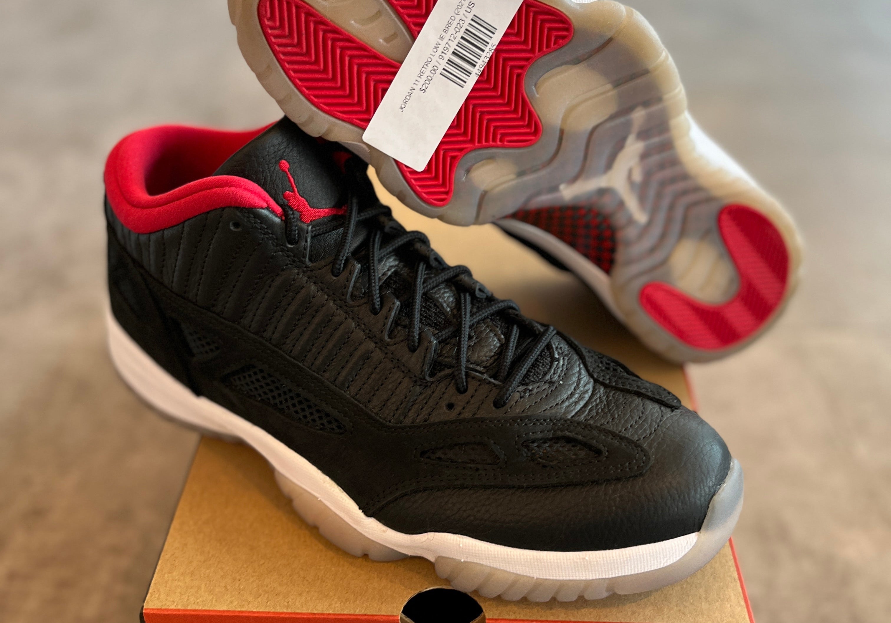 Jordan 11 Retro Low IE Bred (2021) (Preowned)