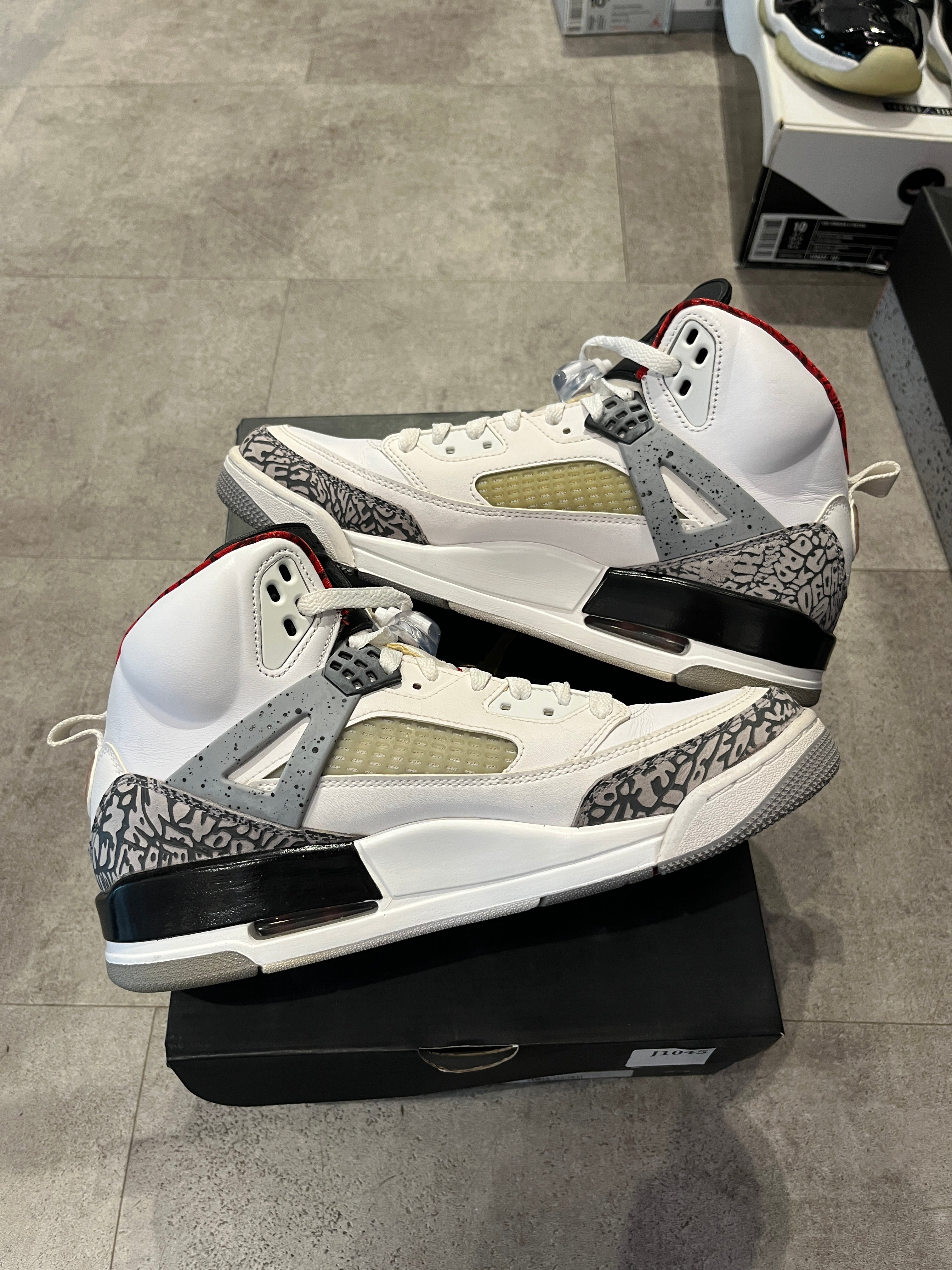 Jordan Spizike White Cement (2017) (Preowned)