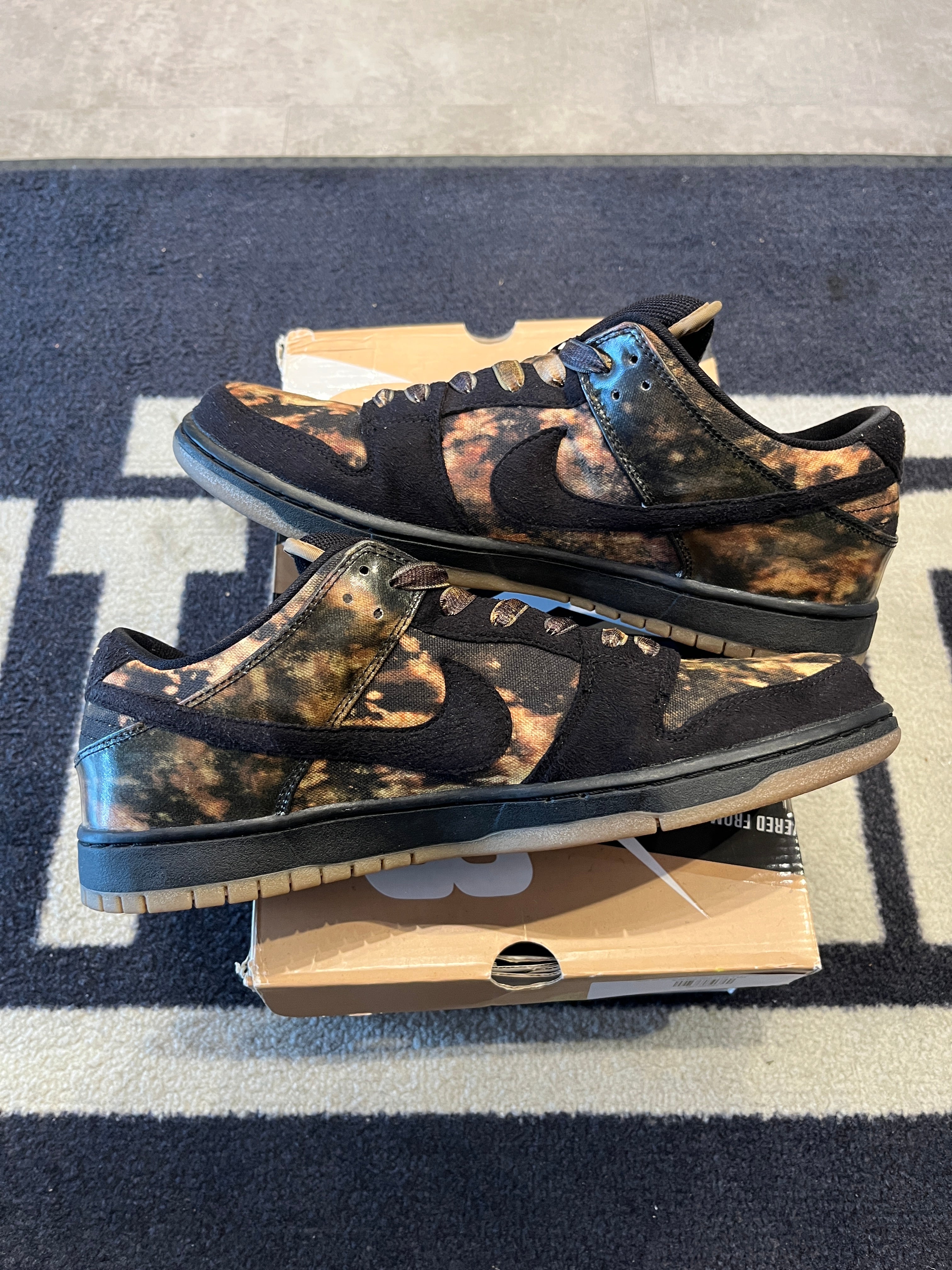 Nike SB Dunk Low PRM Pushead 2 (Preowned)