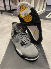 Jordan 4 Retro Cool Grey (2019) (Preowned)