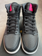 Air Jordan 1 Retro High Anthracite (GS) (Preowned size 5.5Y)