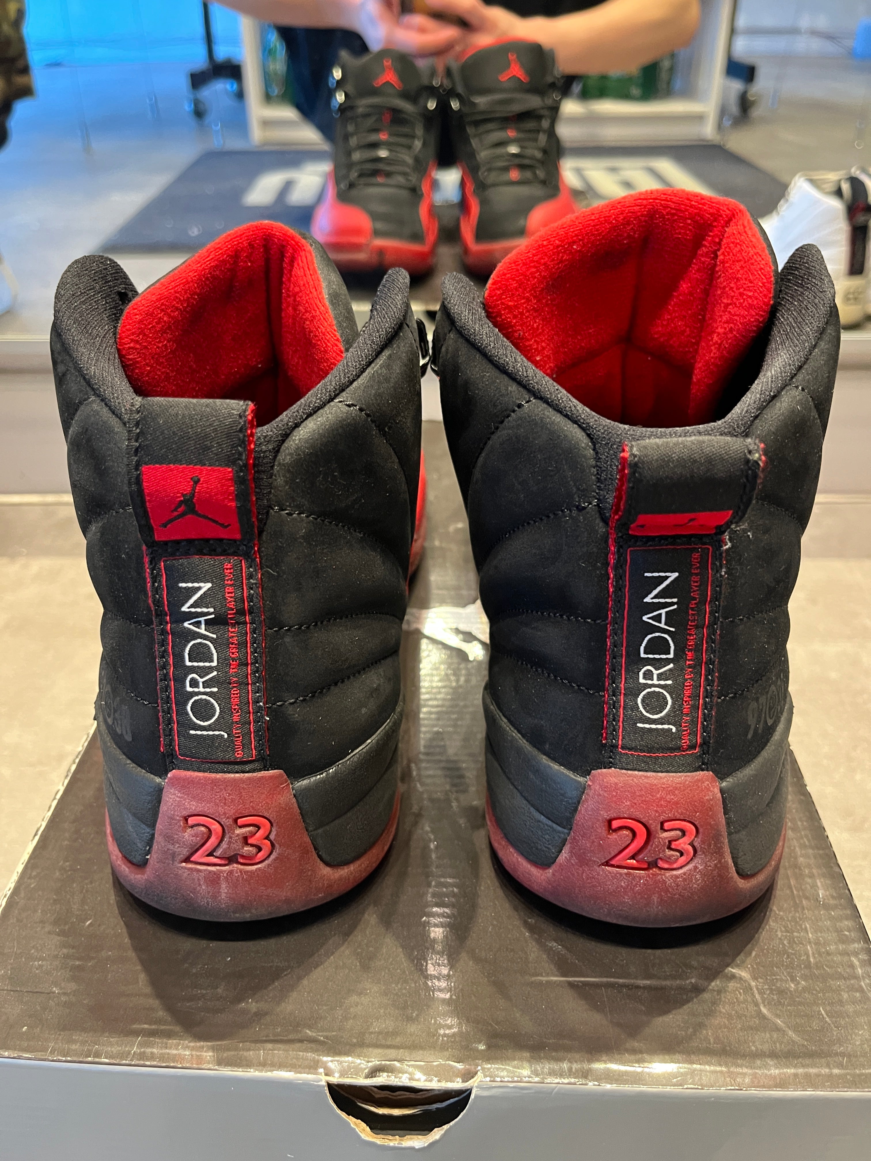 Jordan 12 Retro Flu Game (2009), pre-owned, US Men's 10 – photo 6 of 7