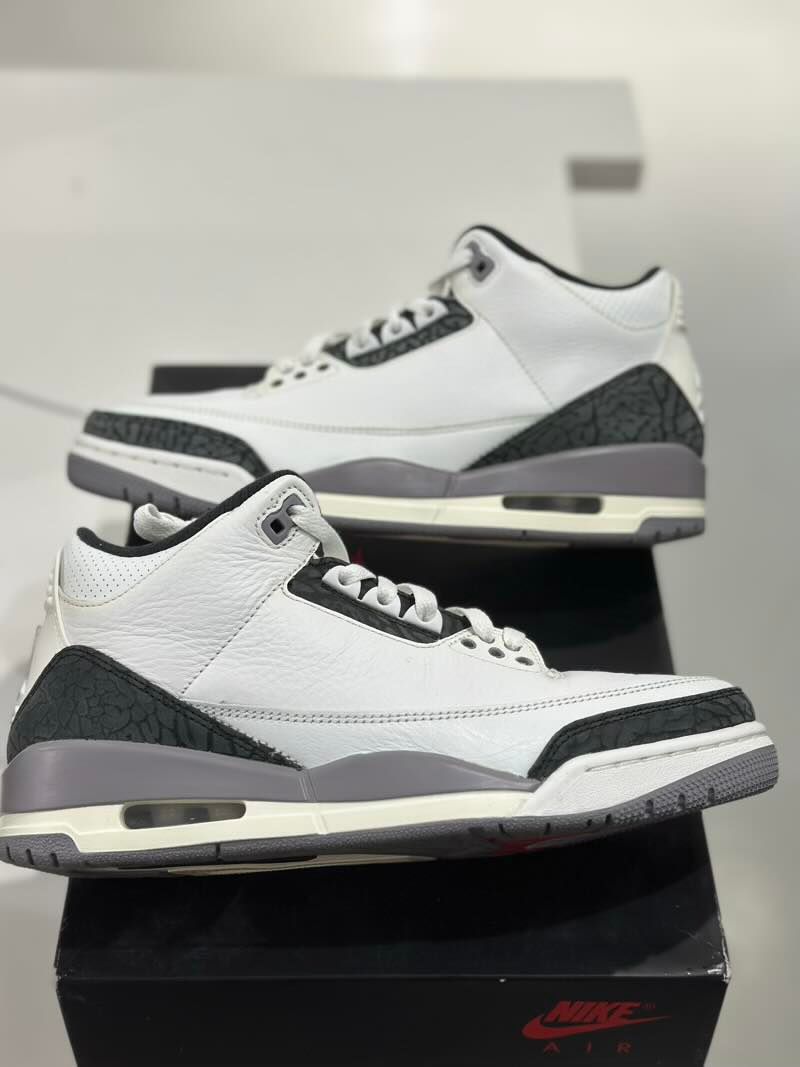 Jordan 3 Retro Cement Grey, pre-owned, US Men's 8 – photo 4 of 6