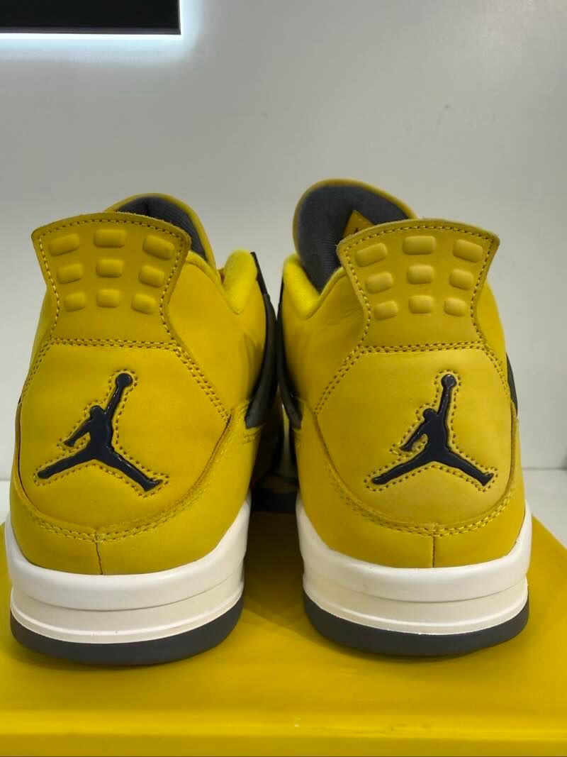 Jordan 4 Retro Lightning (2021), pre-owned, US Men's 14 – photo 6 of 7