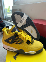 Jordan 4 Retro Lightning (2021), pre-owned, US Men's 8 – photo 2 of 7