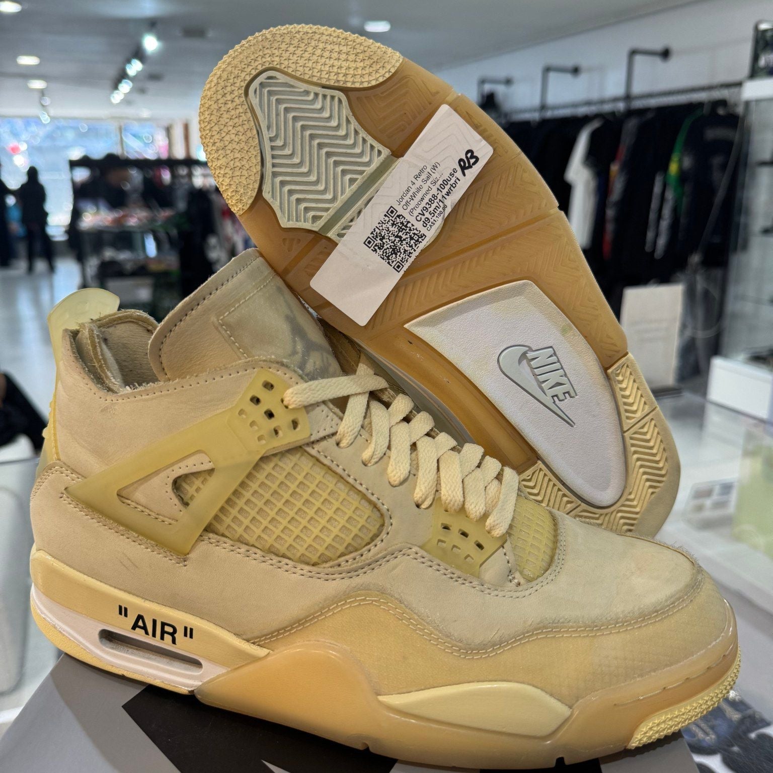 Jordan 4 Retro Off-White Sail (Women's), pre-owned, US Men's 9.5 – photo 2 of 7