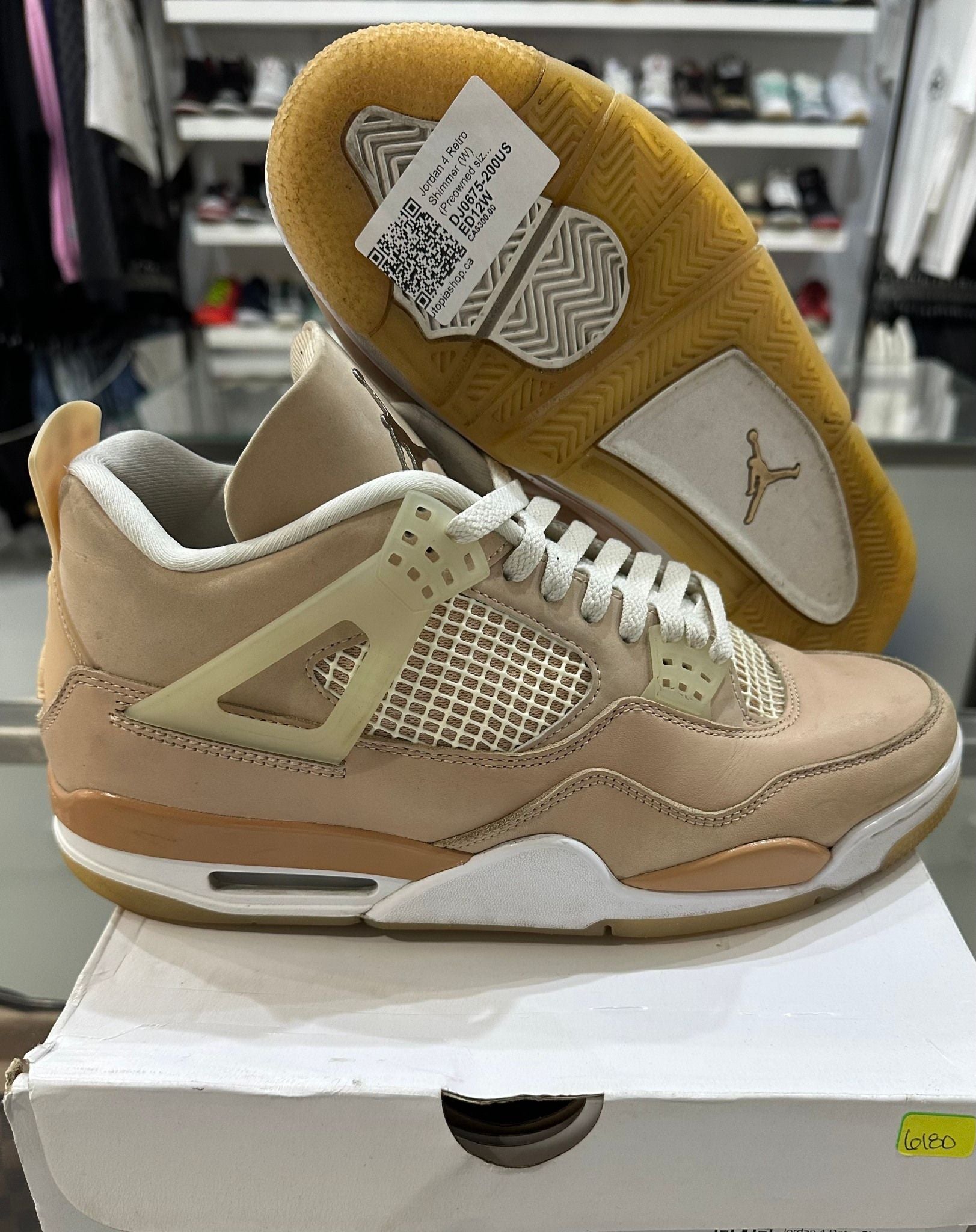 Jordan 4 Retro Shimmer (W), pre-owned, US Men's 10.5 – photo 2 of 7