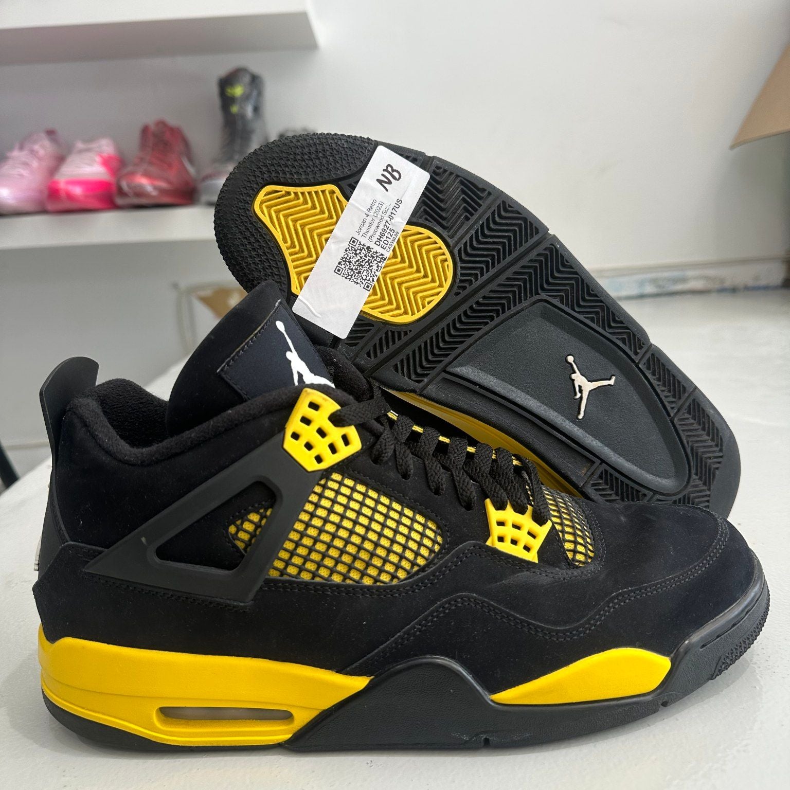 Jordan 4 Retro Thunder (2023), pre-owned, US Men's 12.5 – photo 2 of 7