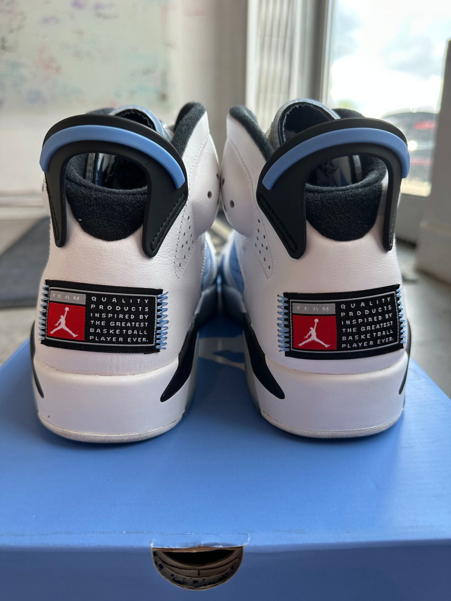 Jordan 6 Retro UNC, pre-owned, US Men's 8 – photo 6 of 7