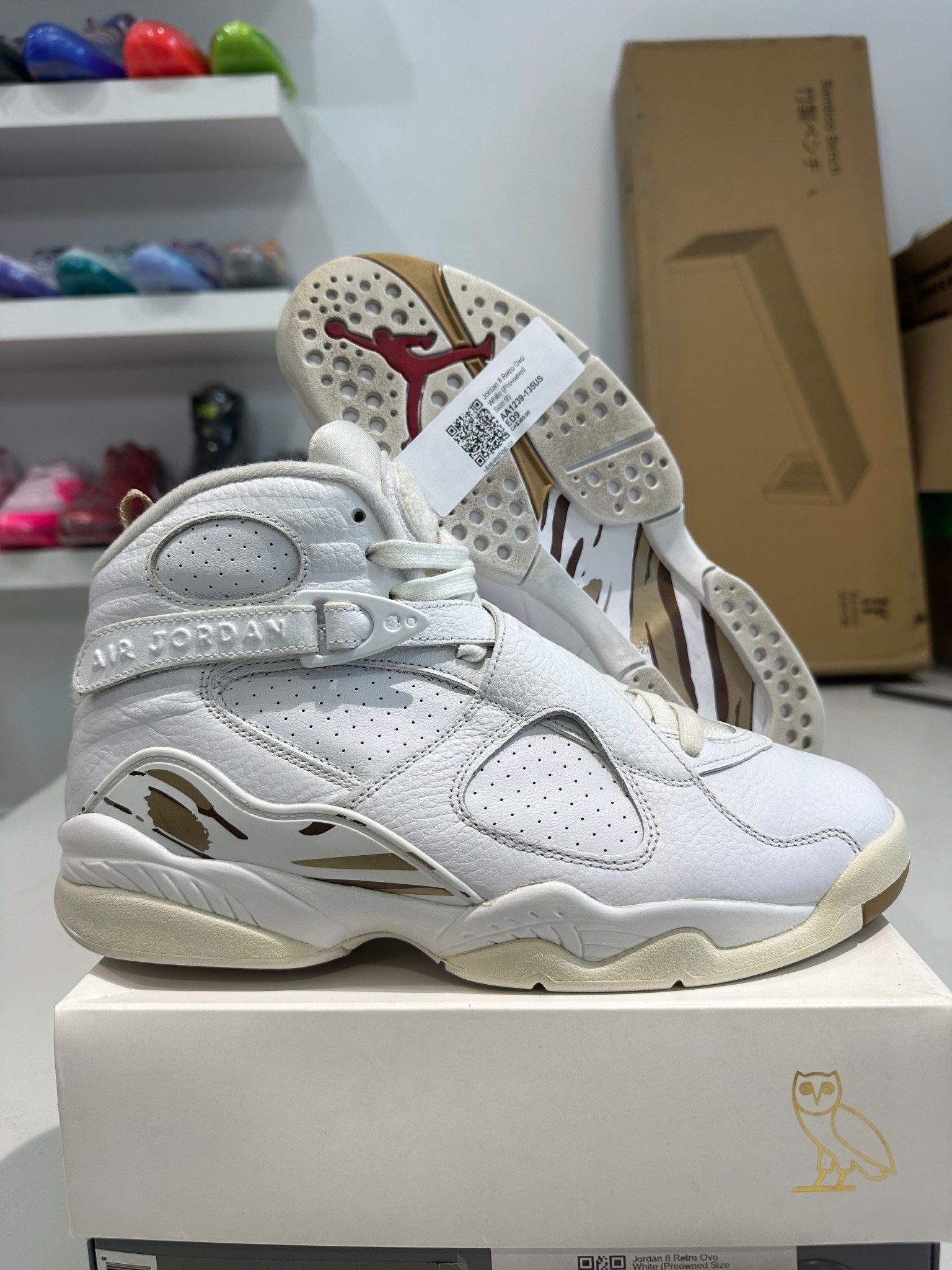 Jordan 8 Retro Ovo White, pre-owned, US Men's 9 – photo 2 of 7