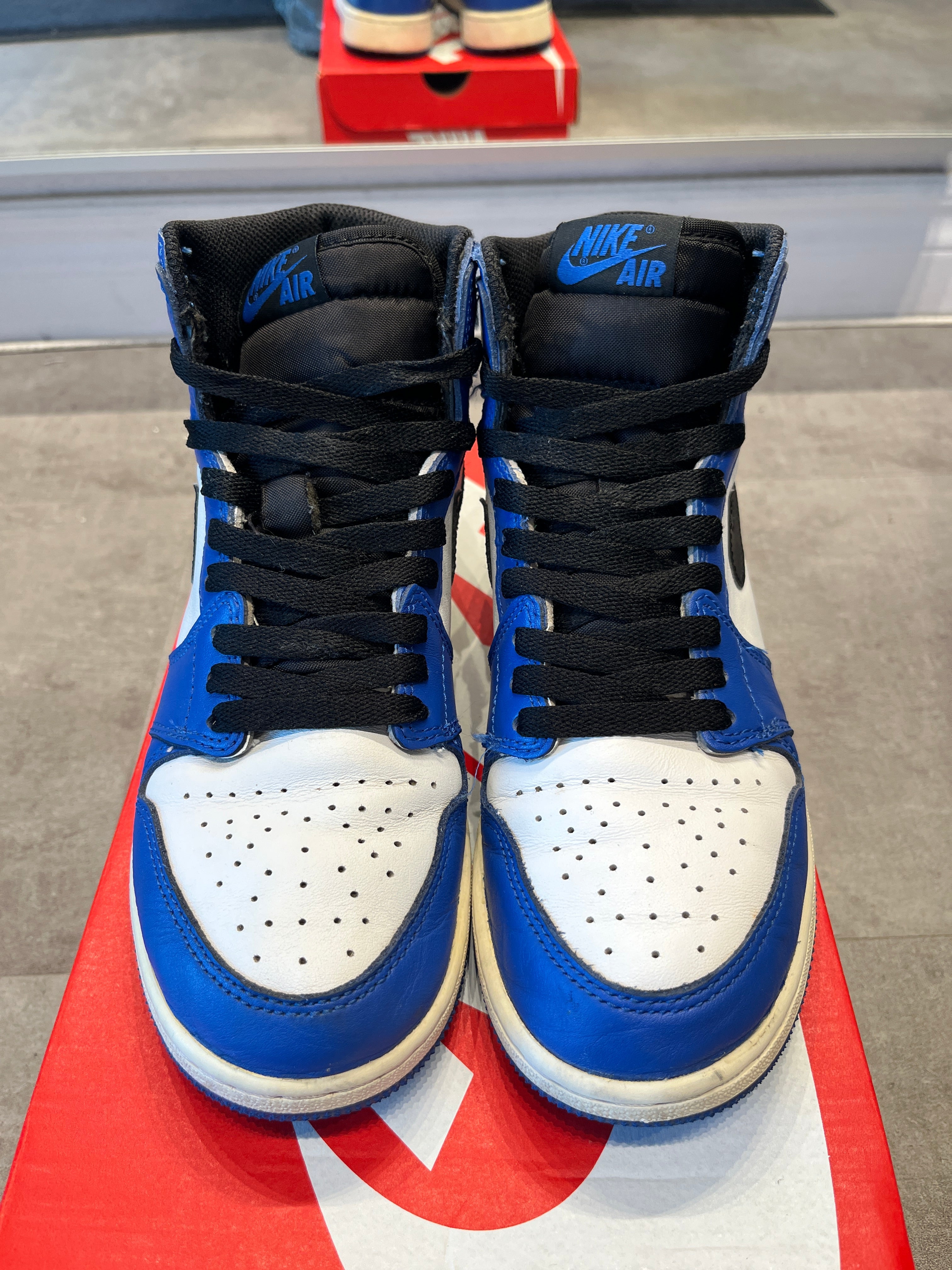 Jordan 1 Retro High Game Royal (GS) (Preowned Size 6y)