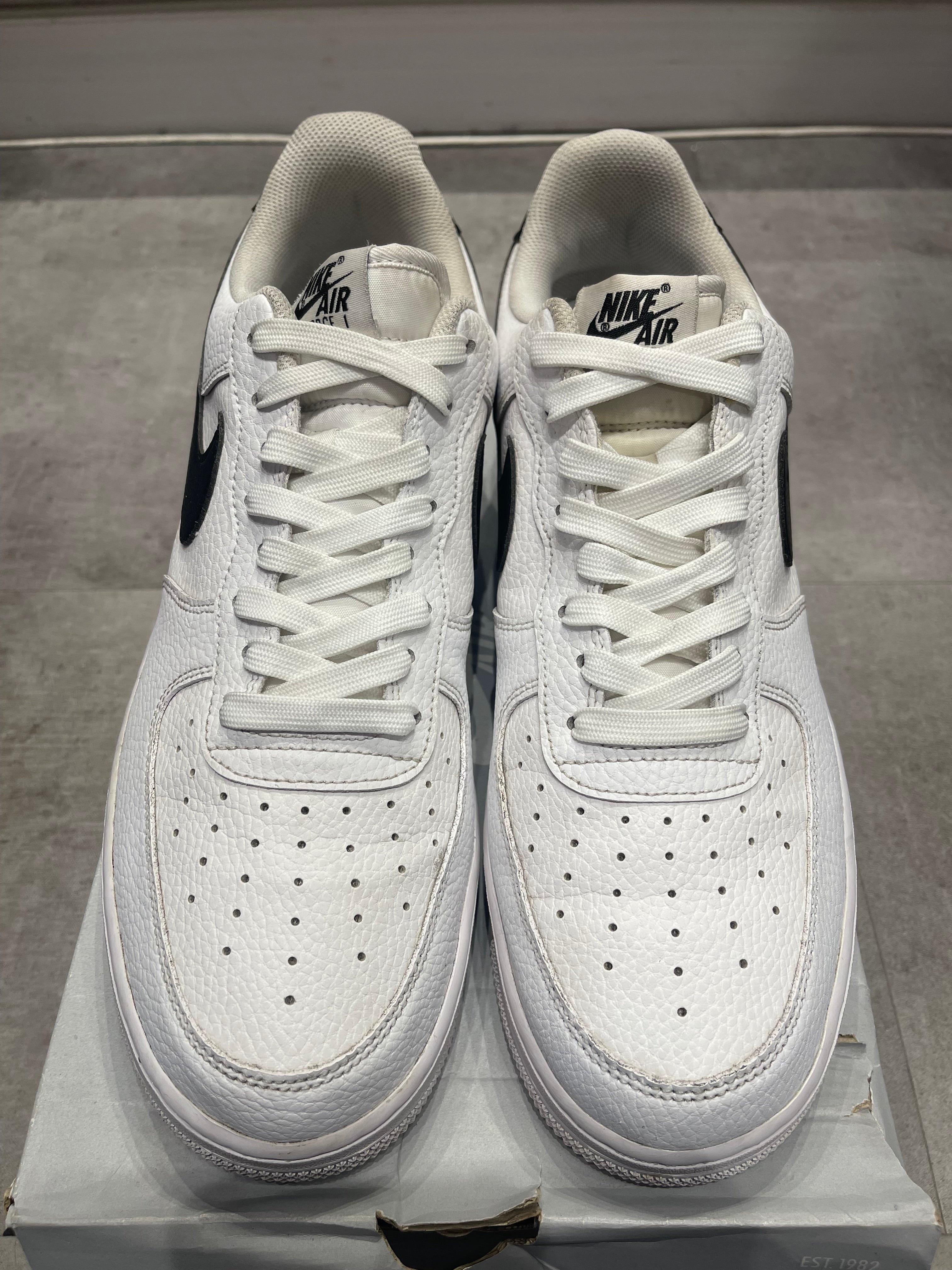 Nike Air Force 1 Low White Black Pebbled Swoosh (Preowned)