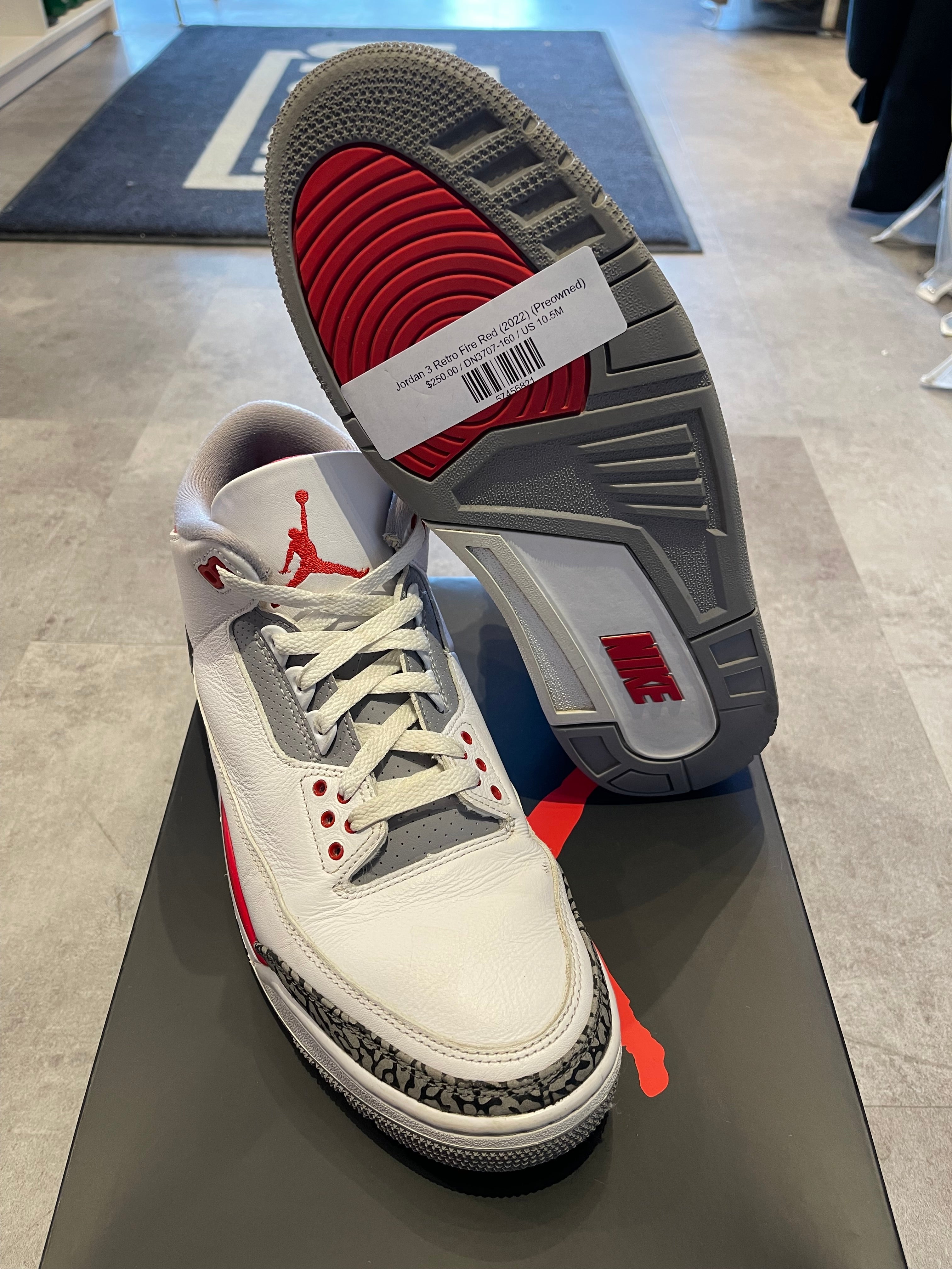 Jordan 3 Retro Fire Red (2022) (Preowned Size 11)