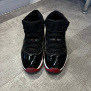 Jordan 11 Retro Playoffs Bred (2019) (Preowned Size 9)