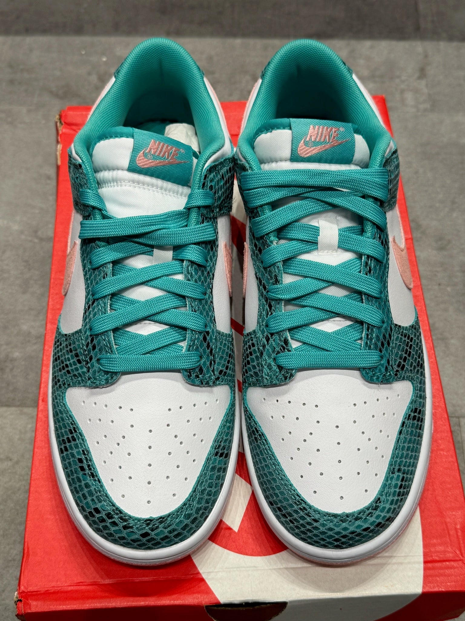 Nike Dunk Low Snake Skin Washed Teal Bleached Coral (Preowned)