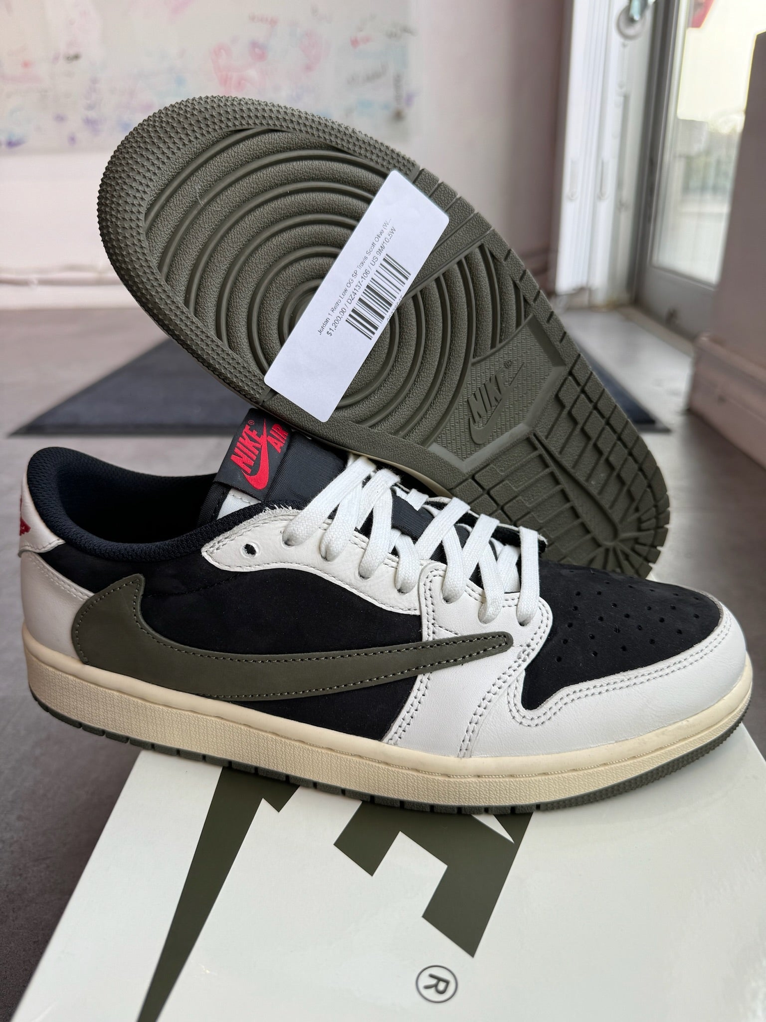 Jordan 1 Retro Low OG SP Travis Scott Olive (W) (Preowned Size 10.5W)