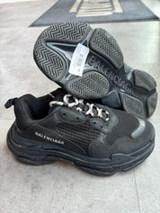 Balenciaga Triple S Sneaker Triple Black (Preowned Size 8)