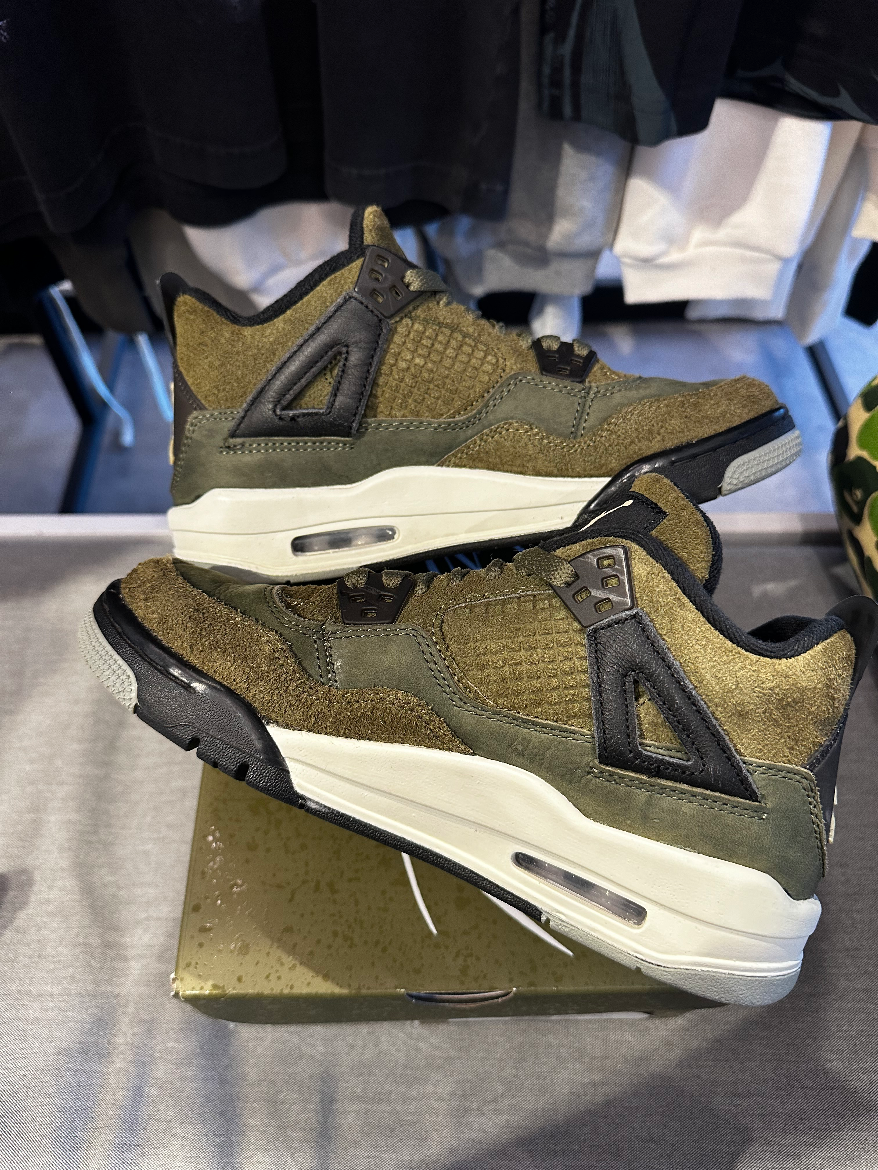 Jordan 4 Retro SE Craft Olive (GS) (Preowned Size 5y)