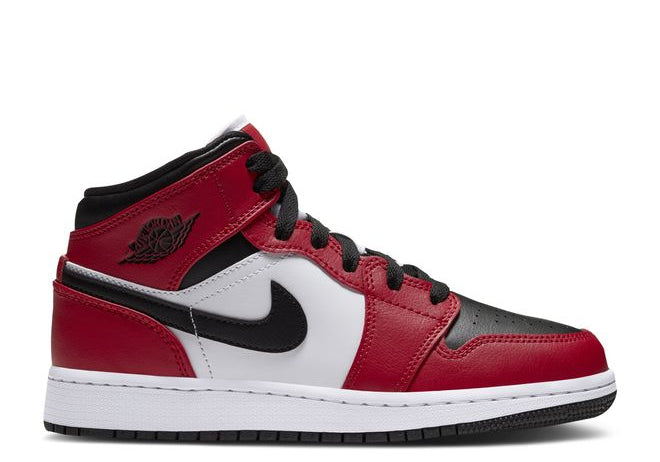 Jordan 1 Mid Chicago Black Toe (GS)