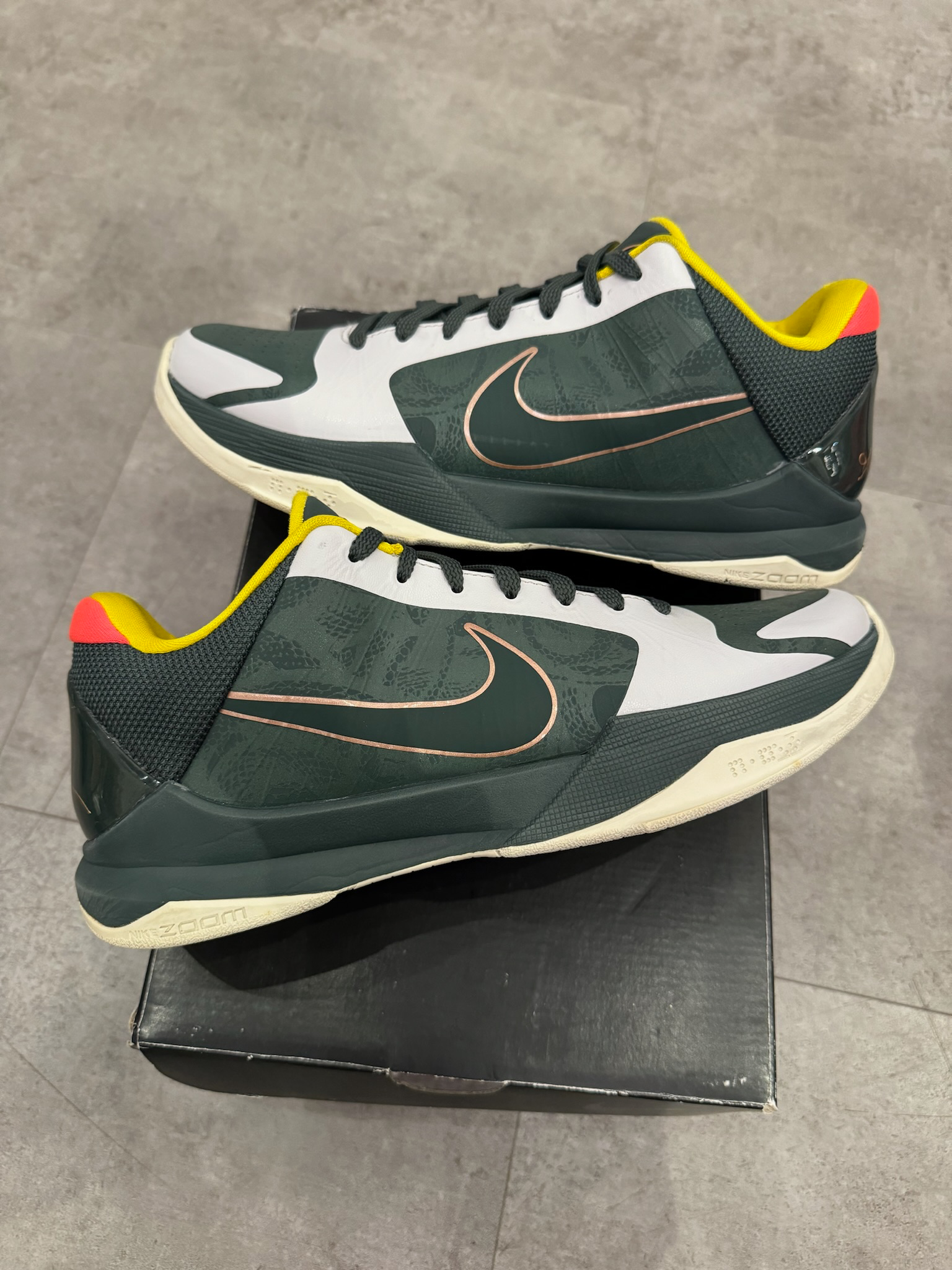 Nike Kobe 5 Protro EYBL Girls (2020) (Preowned)