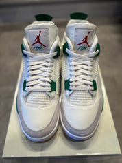 Jordan 4 Retro SB Pine Green (Preowned Size 10.5)