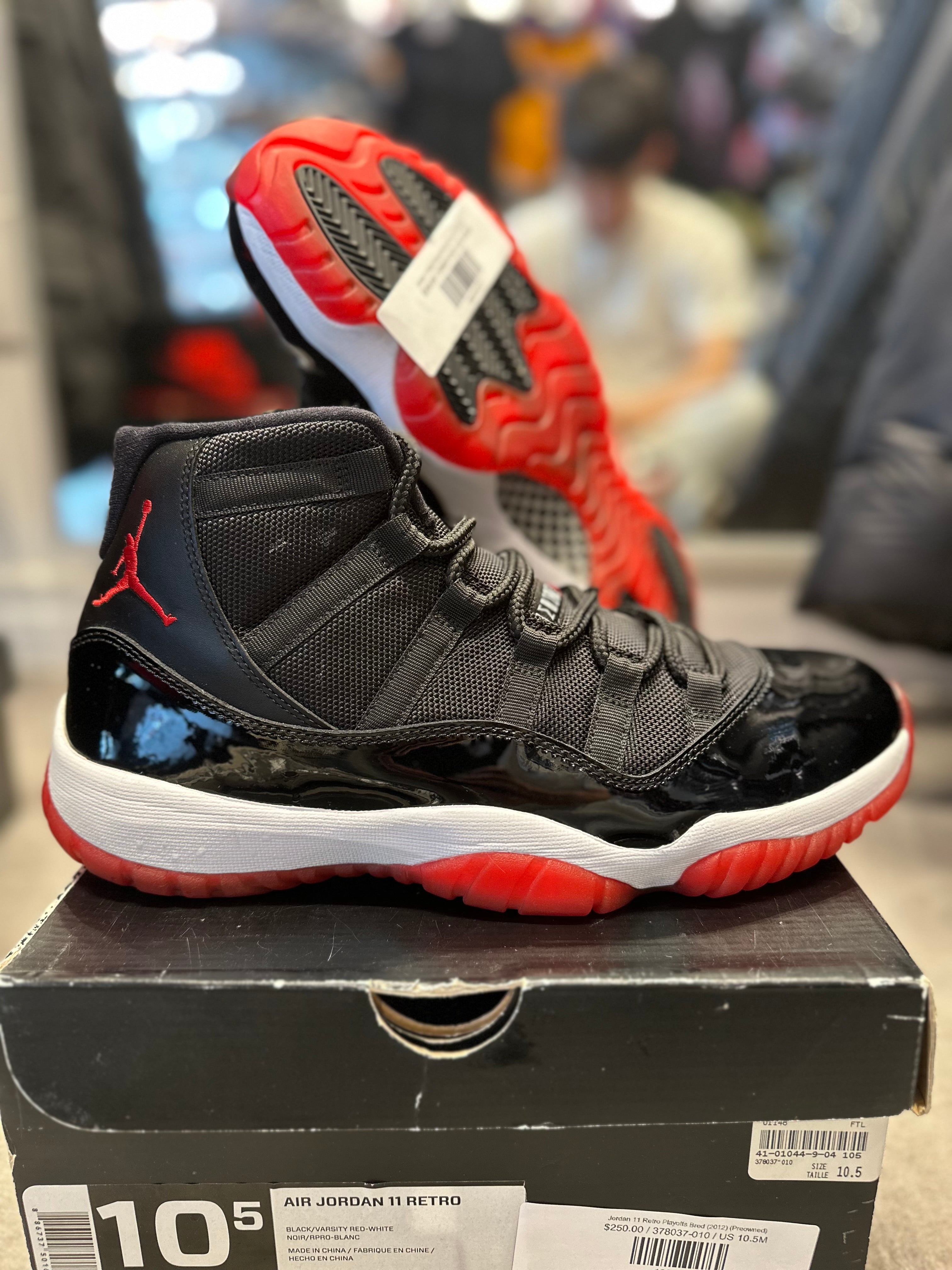 Jordan 11 Retro Playoffs Bred (2012) (Preowned)