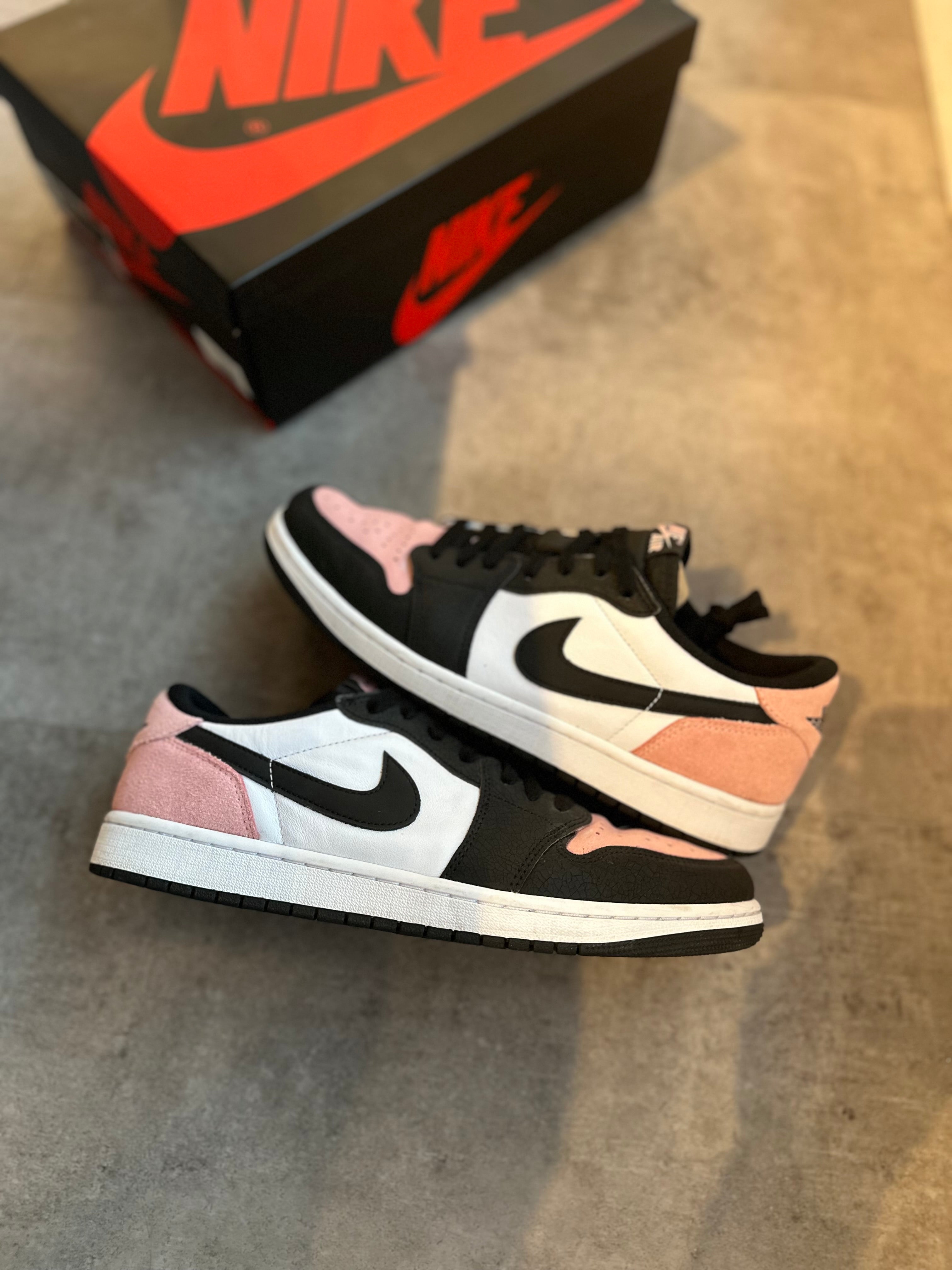 Jordan 1 Low OG Bleached Coral (Preowned)