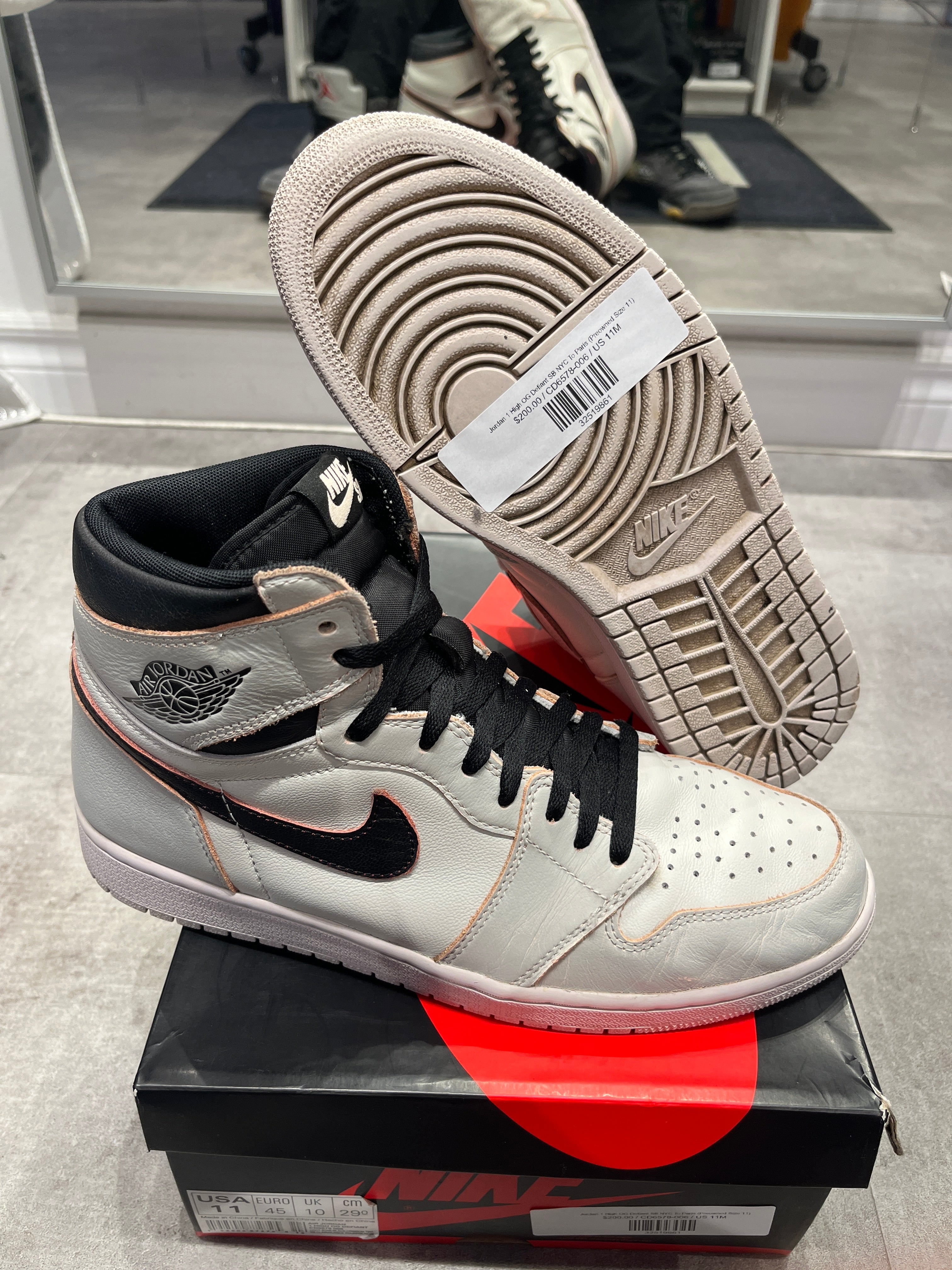 Jordan 1 High OG Defiant SB NYC To Paris (Preowned Size 11)