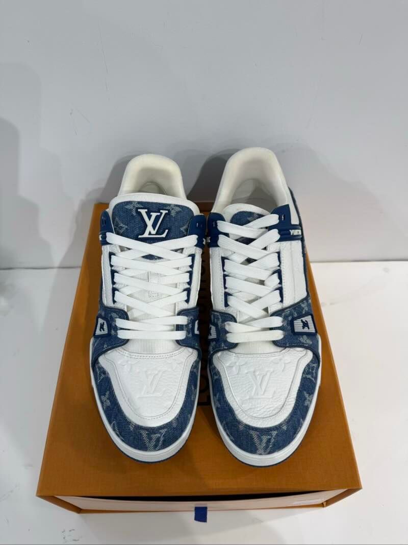 Louis Vuitton LV Trainer Monogram Denim White Blue, lightly used, US Men's 11 – photo 3 of 7