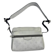 Louis Vuitton Taiga Monogram Eclipse Outdoor Messenger, pre-owned – photo 1 of 5