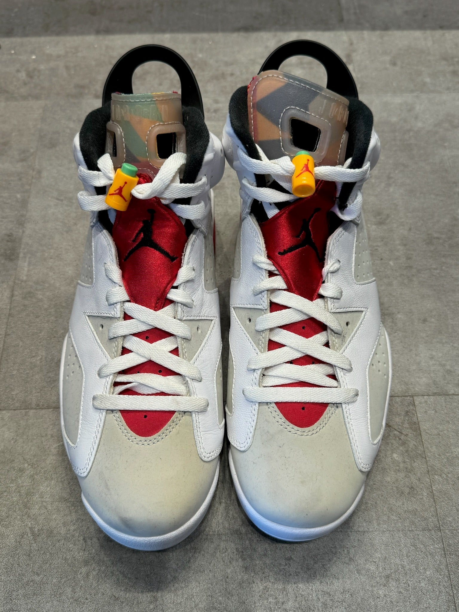 Jordan 6 Retro Hare (Preowned Size 8)