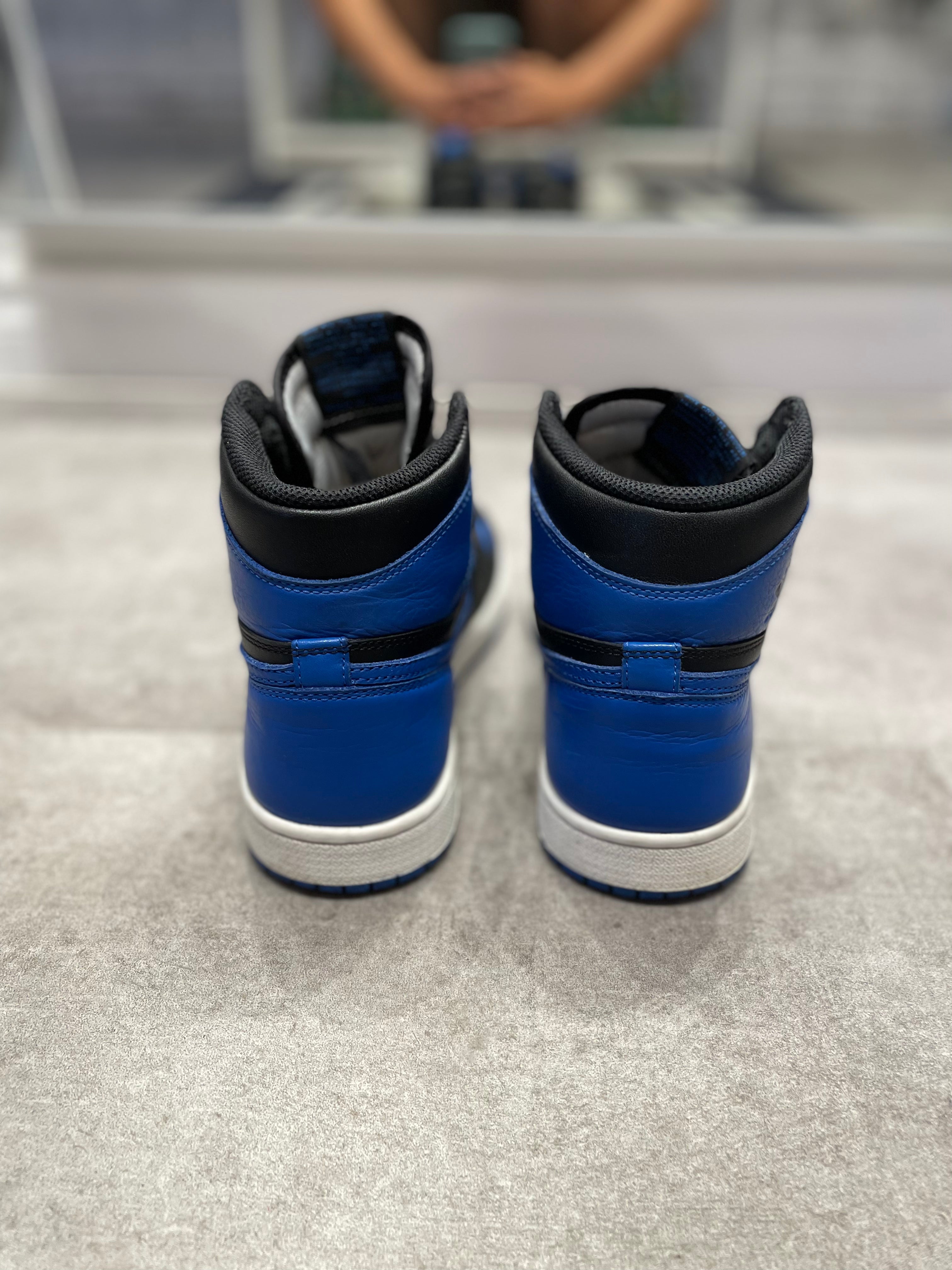 Jordan 1 Retro High Royal (2017) (Preowned Size 7M)