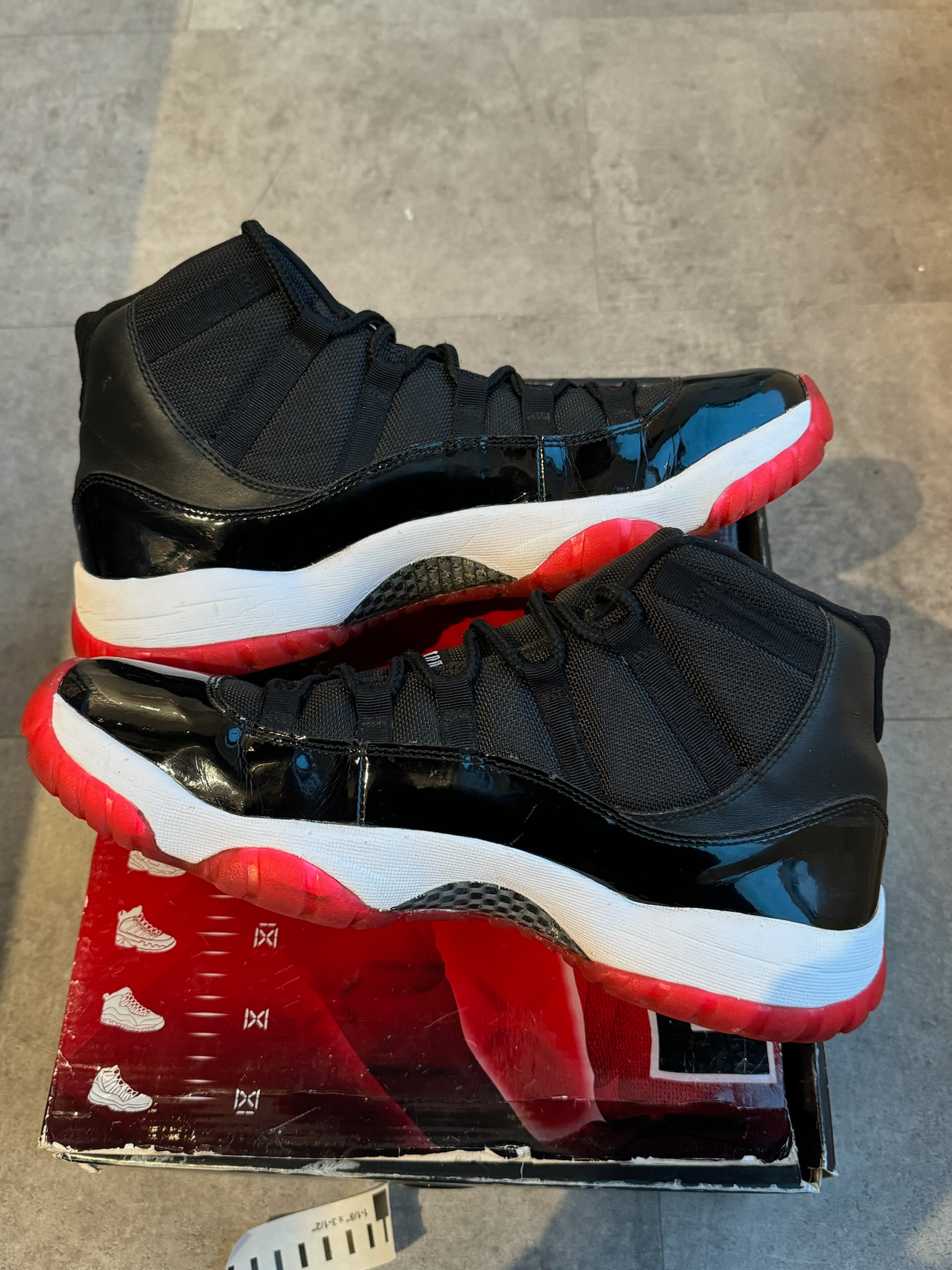 Jordan 11 Retro Playoffs CDP (2008) (Preowned Size 11.5) (Separation)