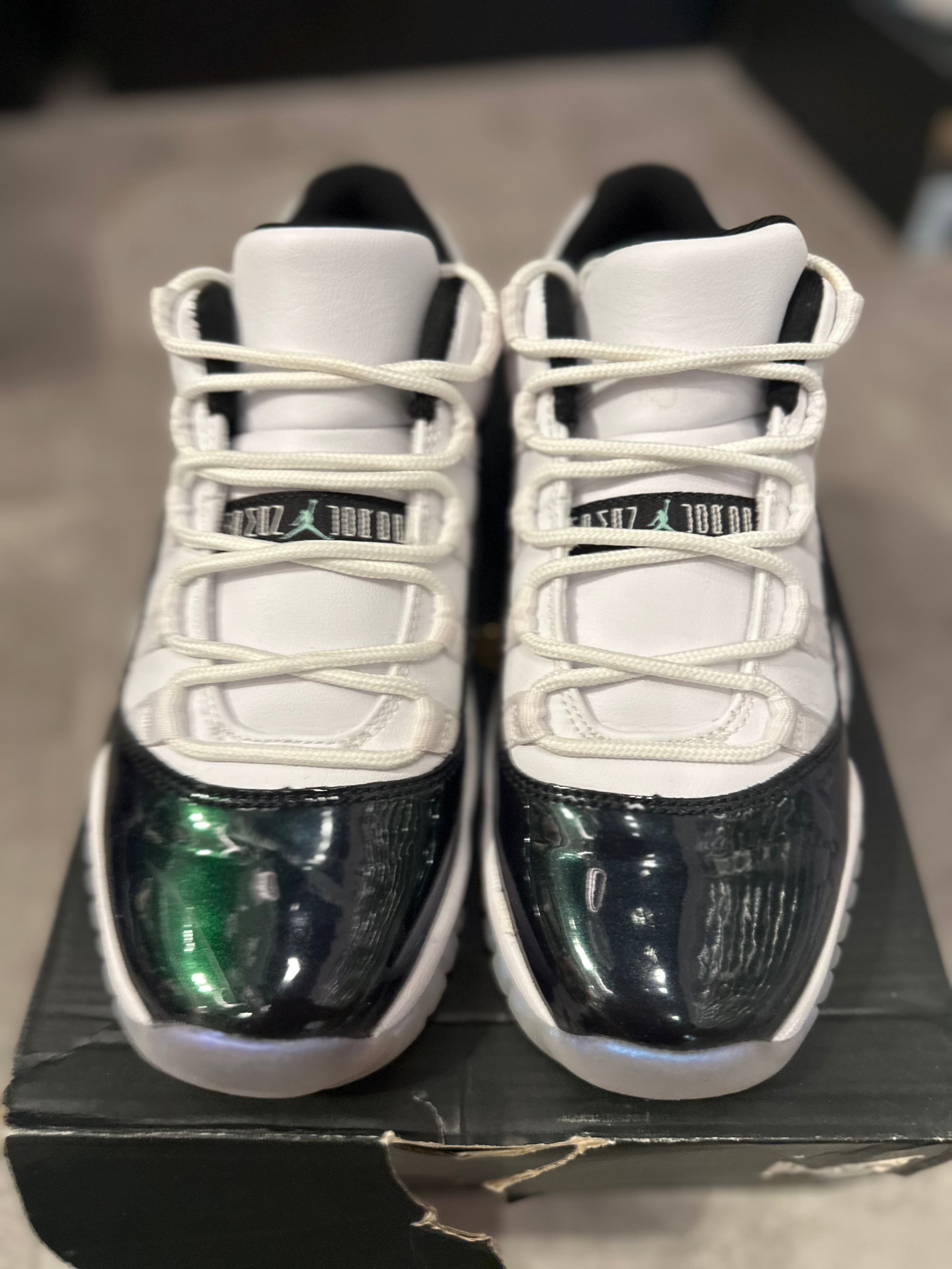 Jordan 11 Retro Low Iridescent (GS) (Preowned)