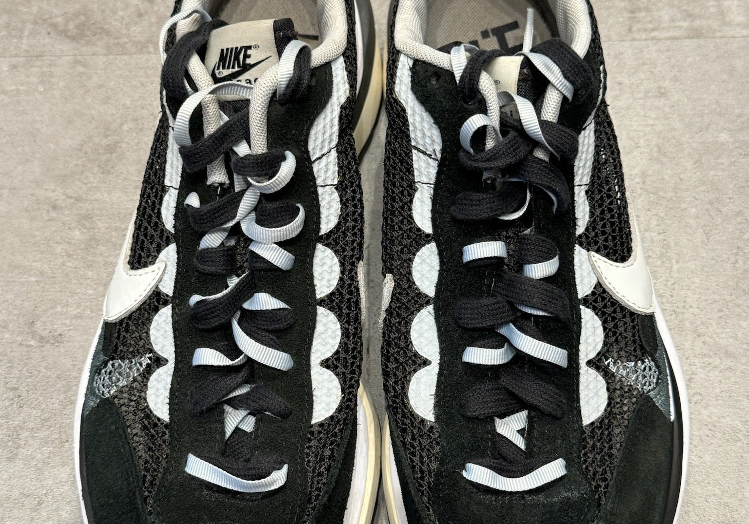 Nike Vaporwaffle sacai Black White (Preowned)