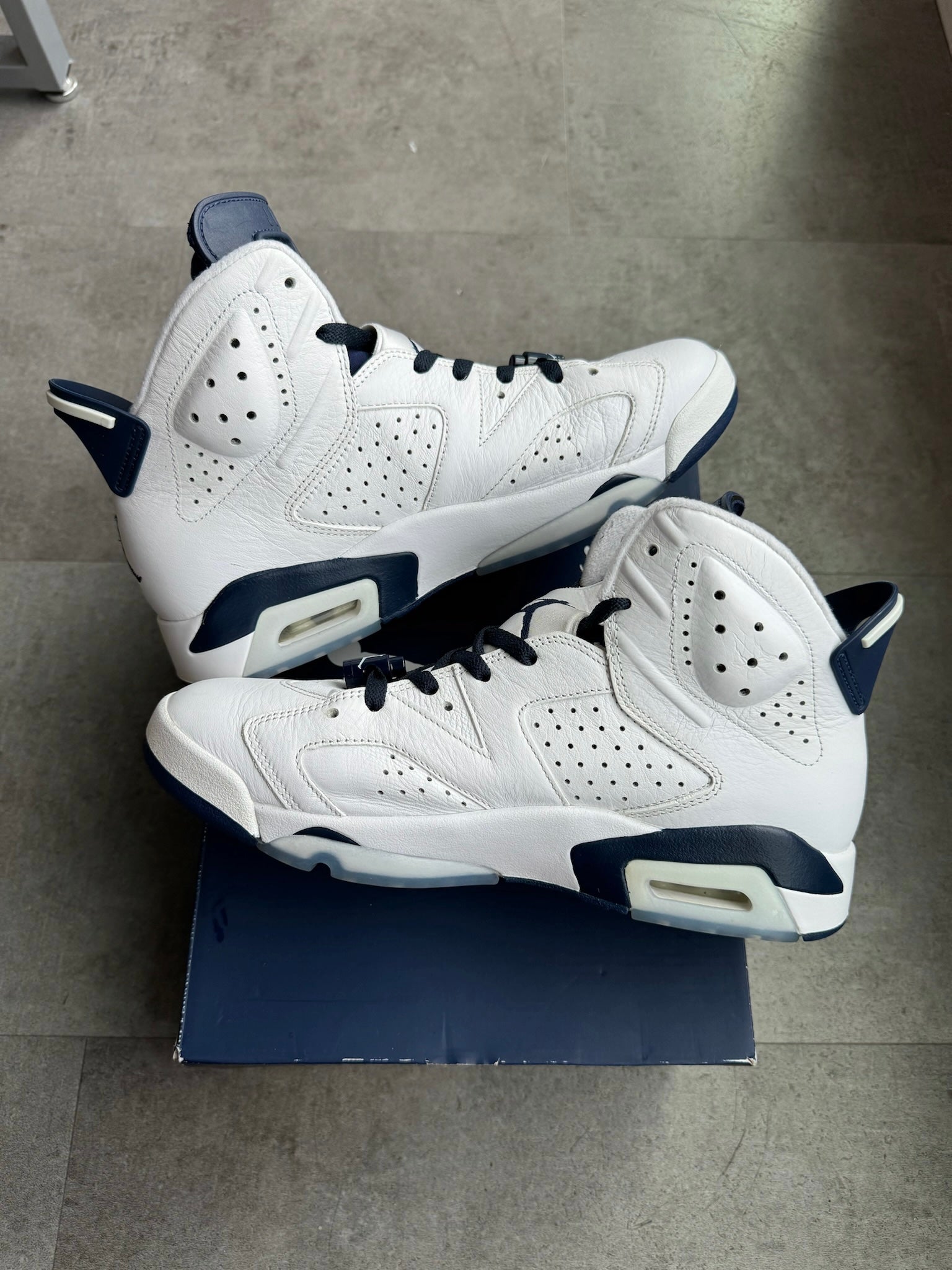 Jordan 6 Retro Midnight Navy (2022) (Preowned)