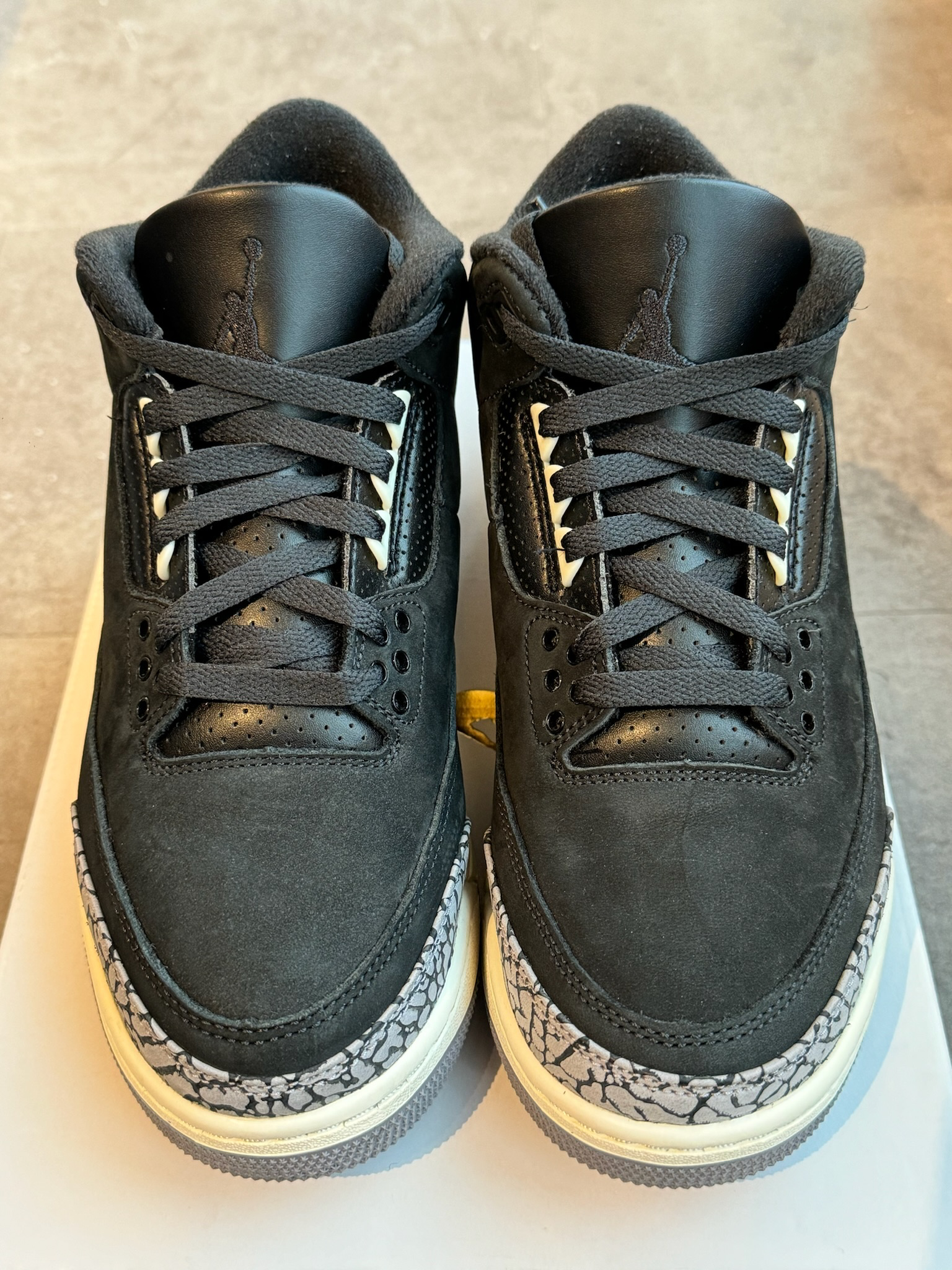 Jordan 3 Retro Off Noir (W) (Preowned Size 8.5M/10W)