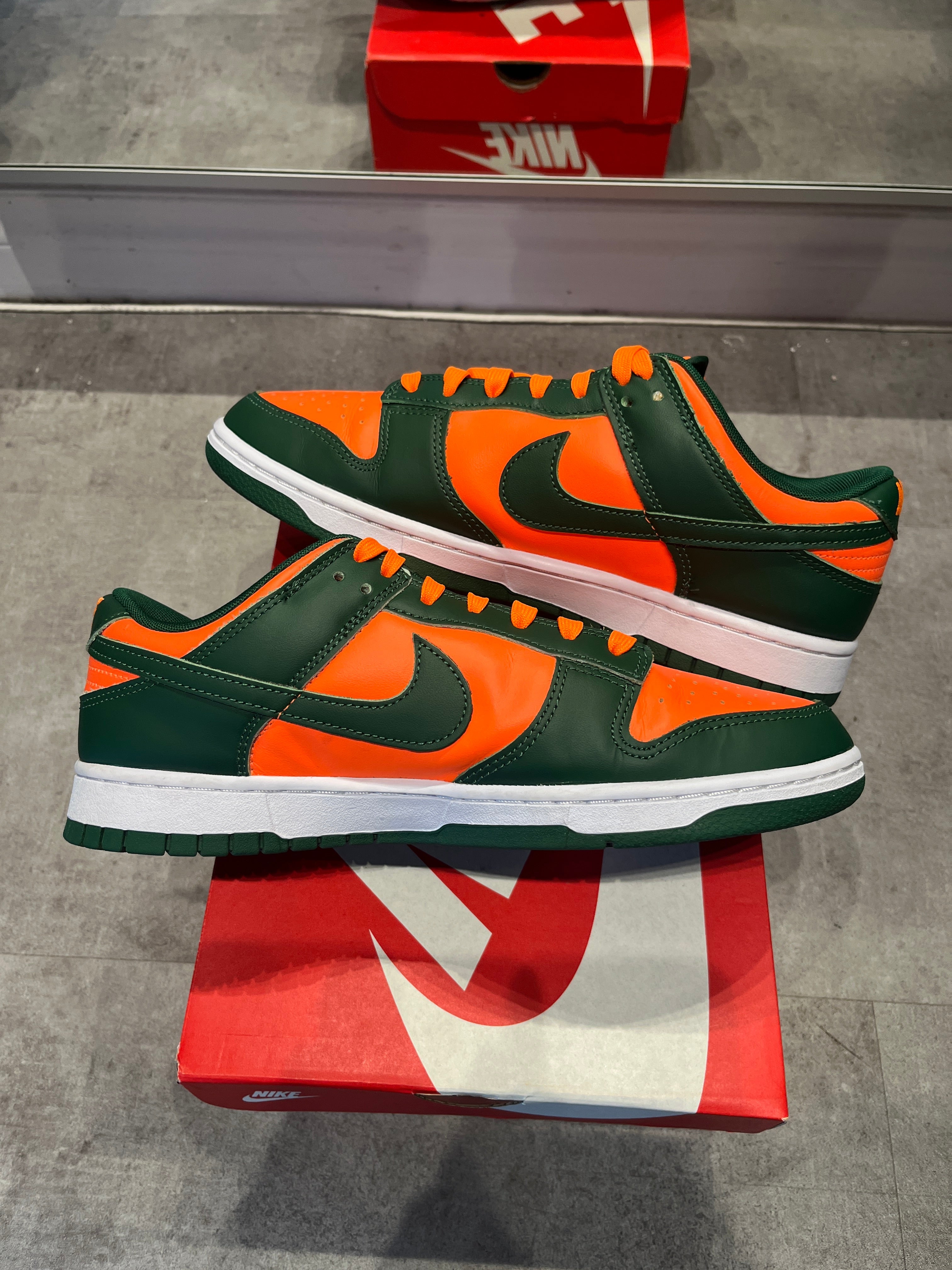 Nike Dunk Low Miami Hurricanes (Preowned)