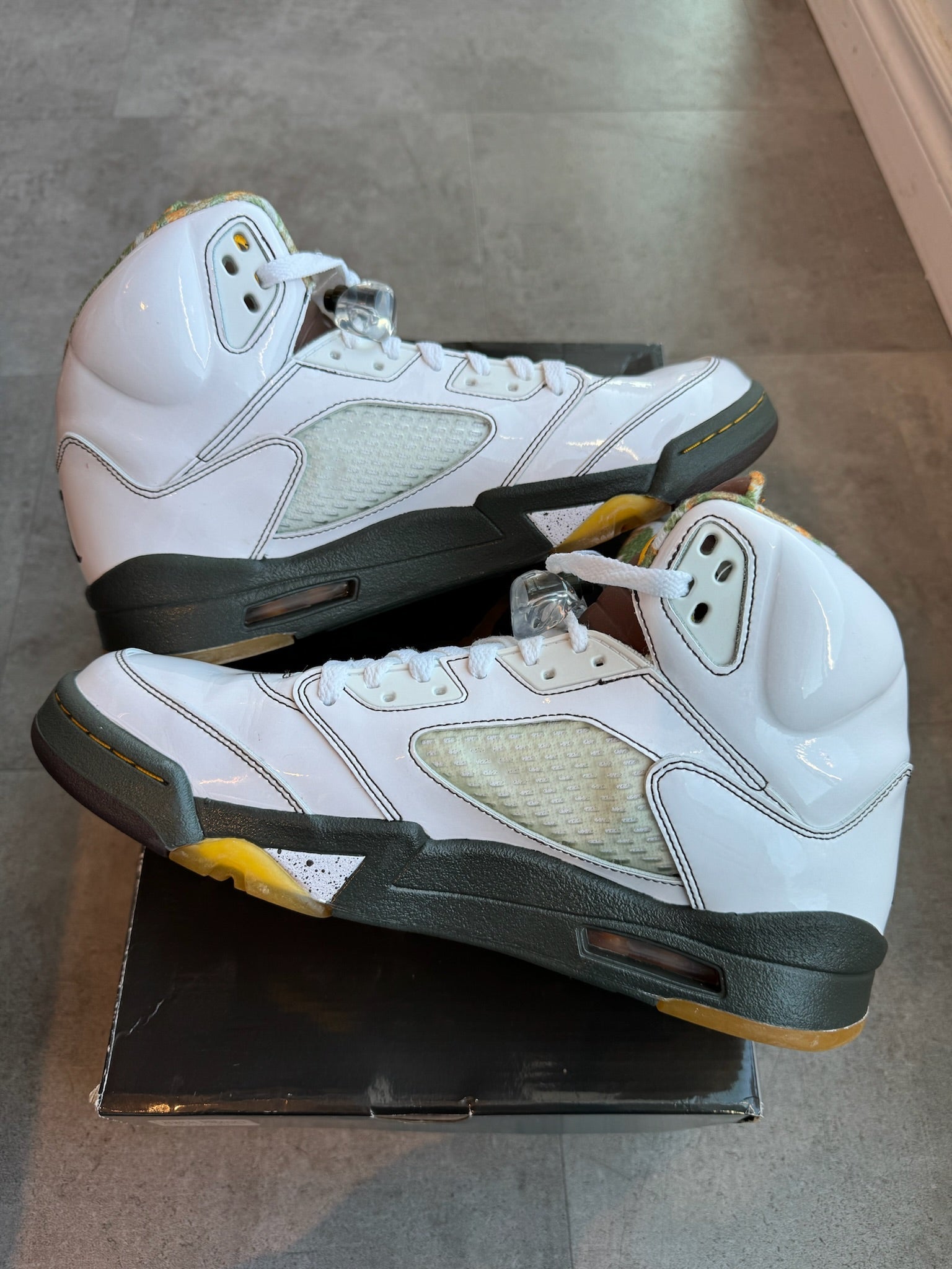 Jordan 5 Dark Army (Preowned)