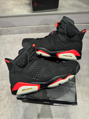 Jordan 6 Retro Black Infrared (2019) (Preowned Size 10.5)