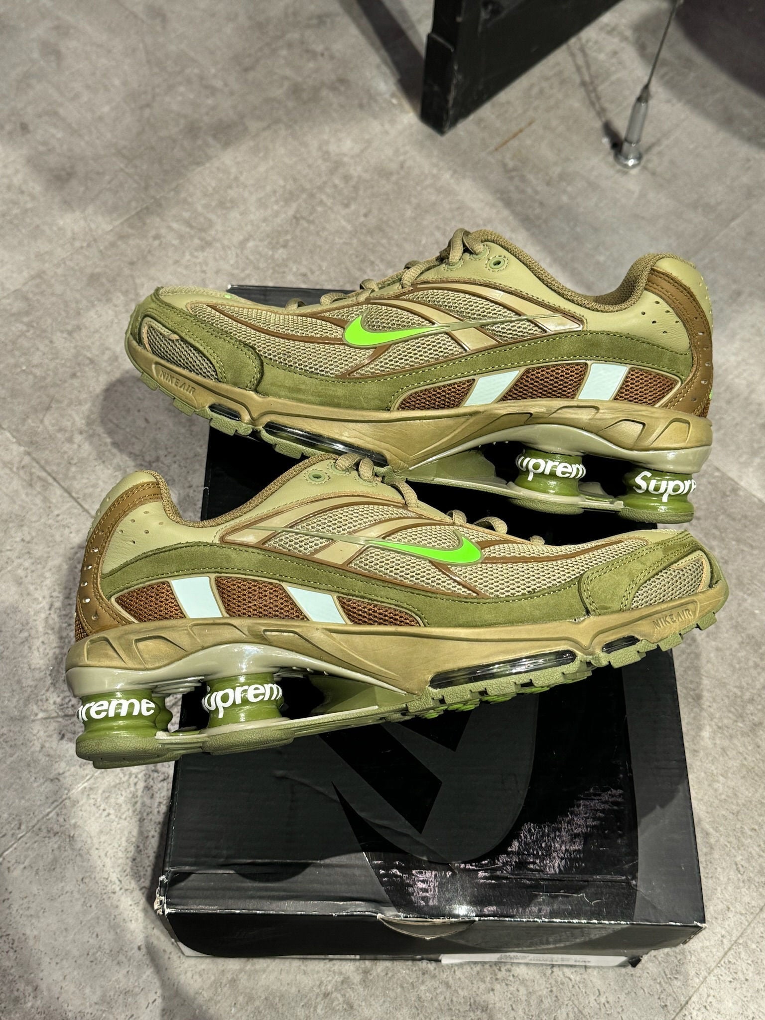 Nike Shox Ride 2 SP Supreme Olive, pre-owned, US Men's 8 – photo 4 of 7